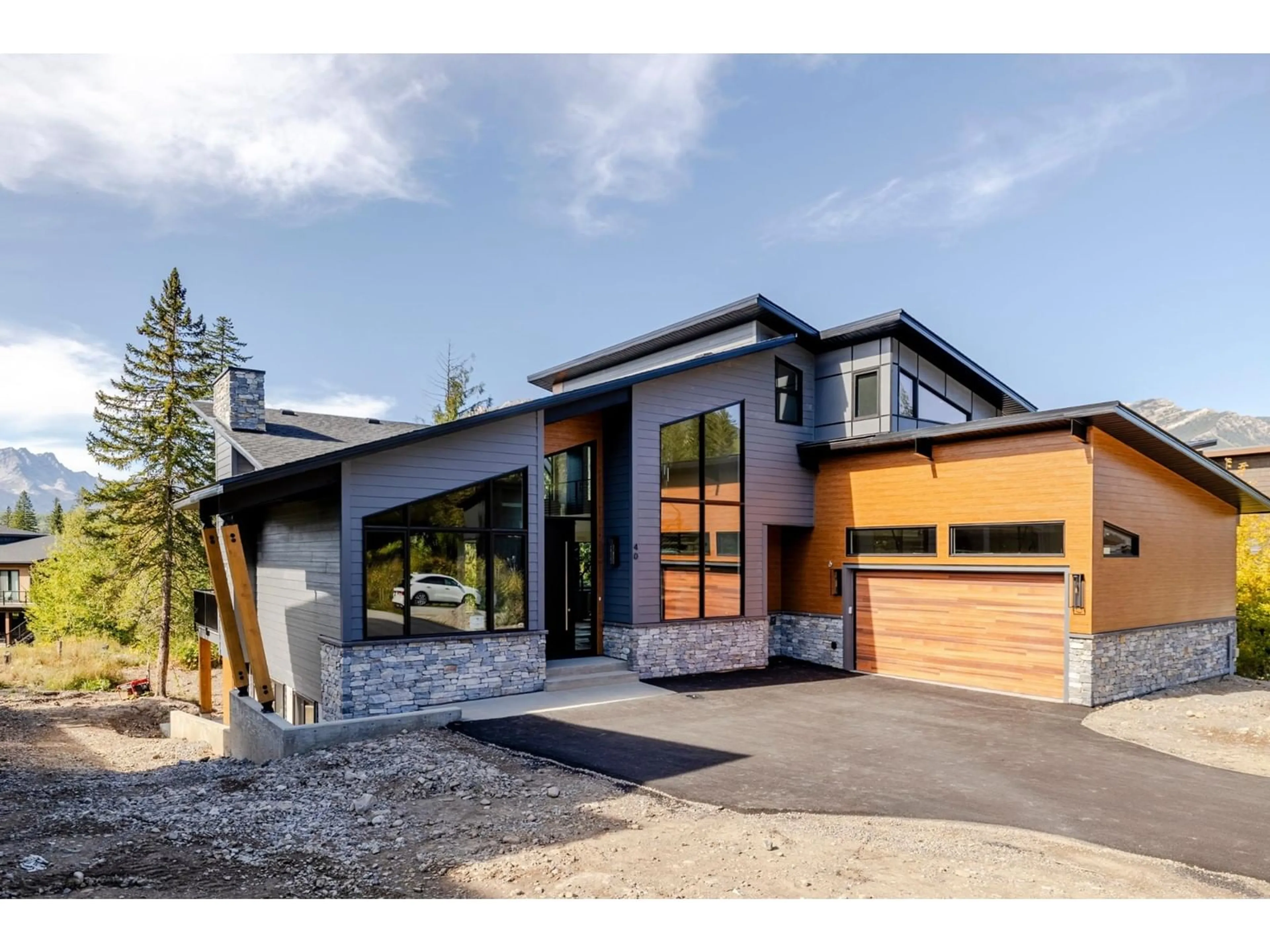 Home with brick exterior material for 40 PIEDMONT Drive, Fernie British Columbia V0B1M4