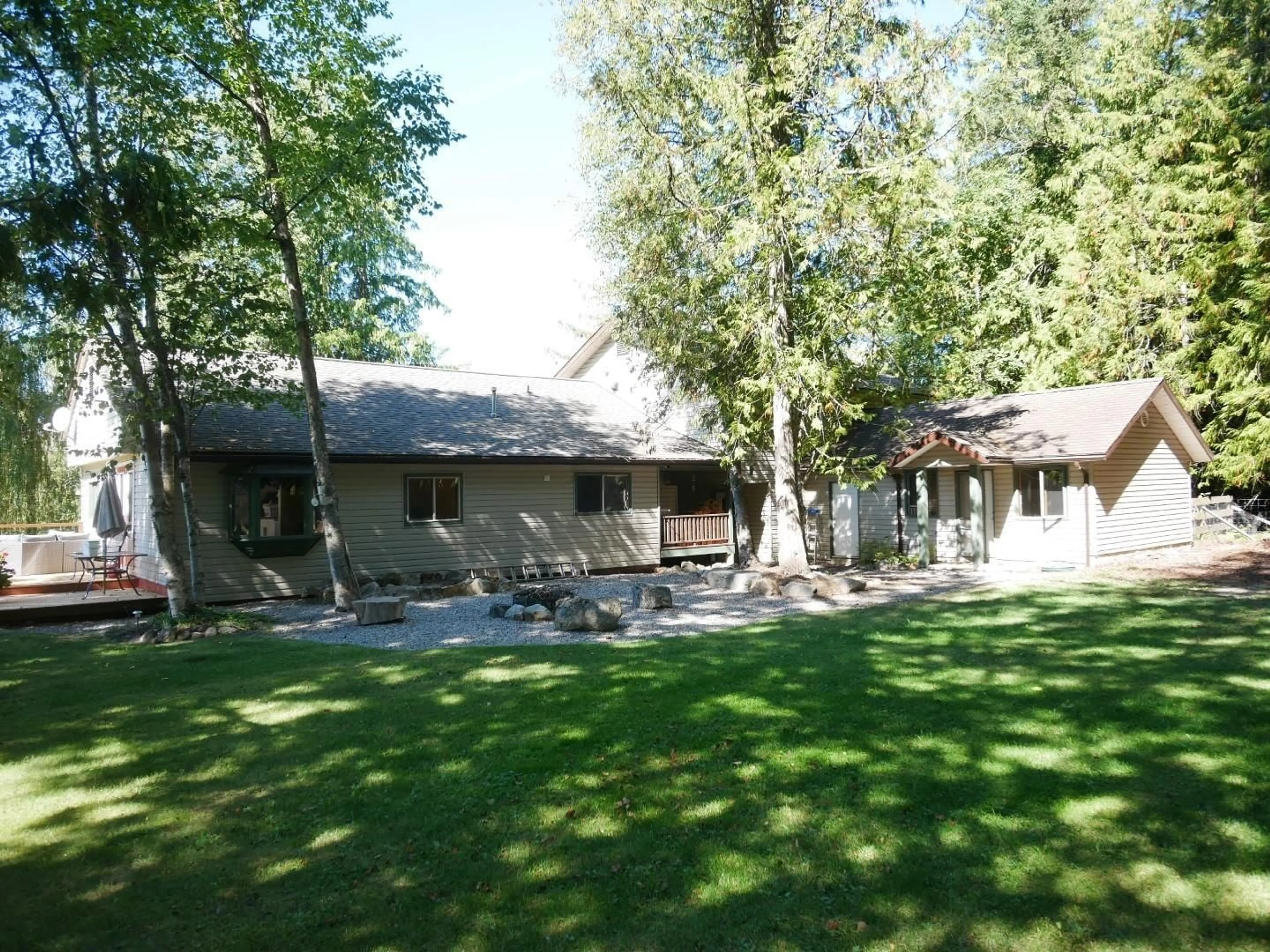 Frontside or backside of a home, the front or back of building for 165 GENSICK Road, Nakusp British Columbia V0G1R1