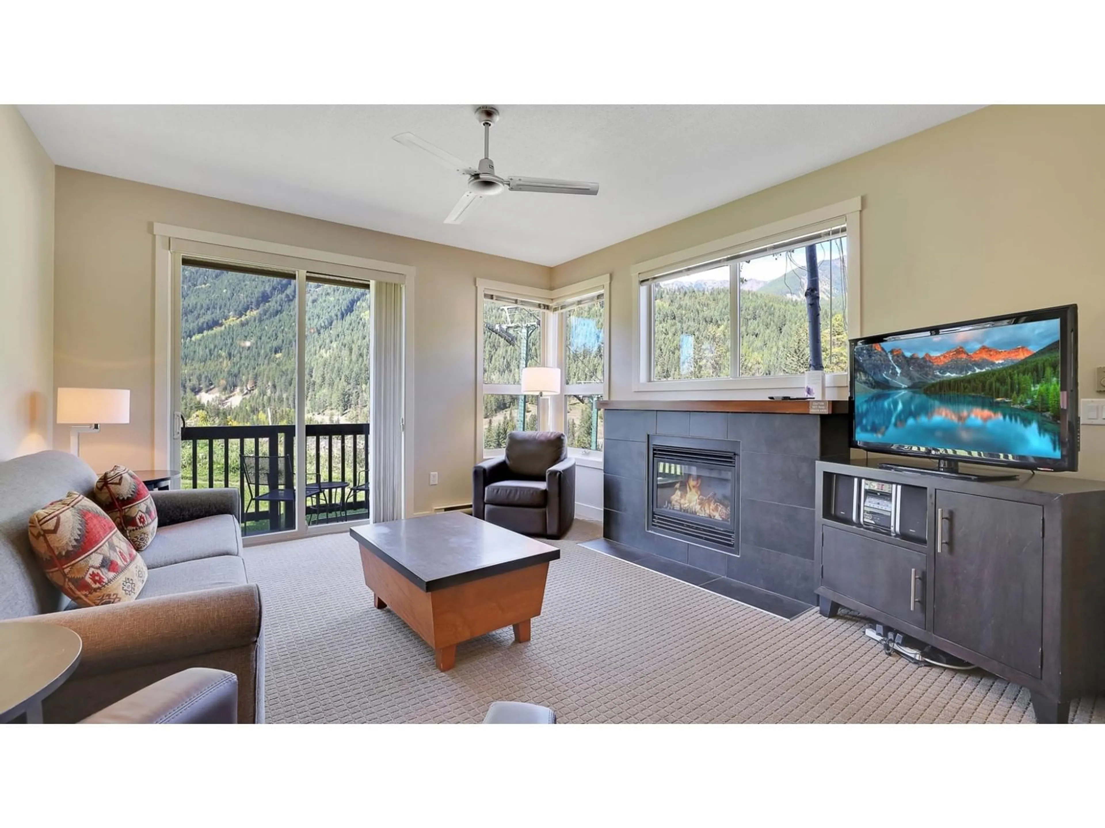 Living room, wood floors for 2049 SUMMIT Drive Unit# 314a, Panorama British Columbia V0A1T0