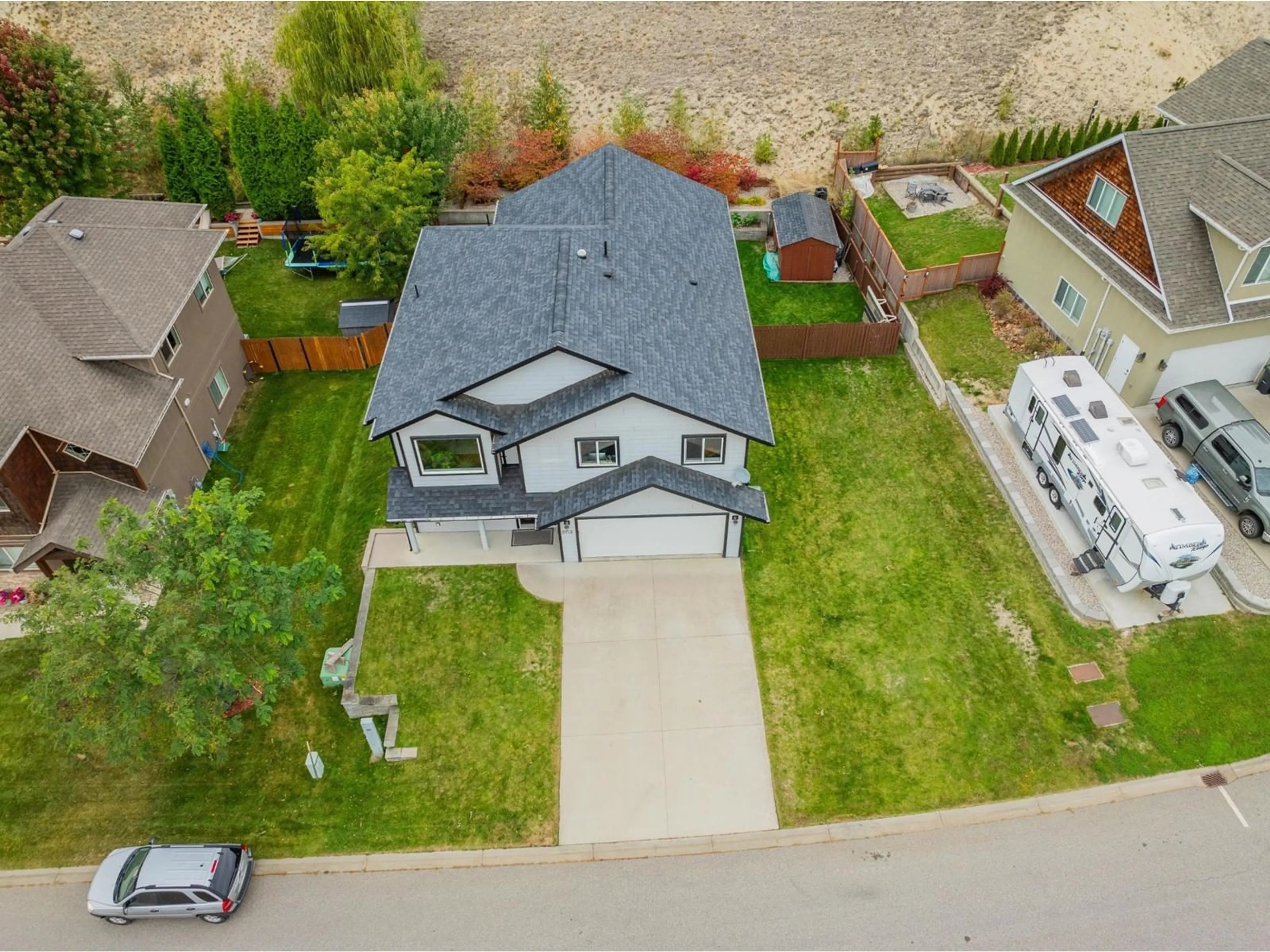 Frontside or backside of a home, the street view for 3712 5TH Avenue, Castlegar British Columbia V1N4Y3