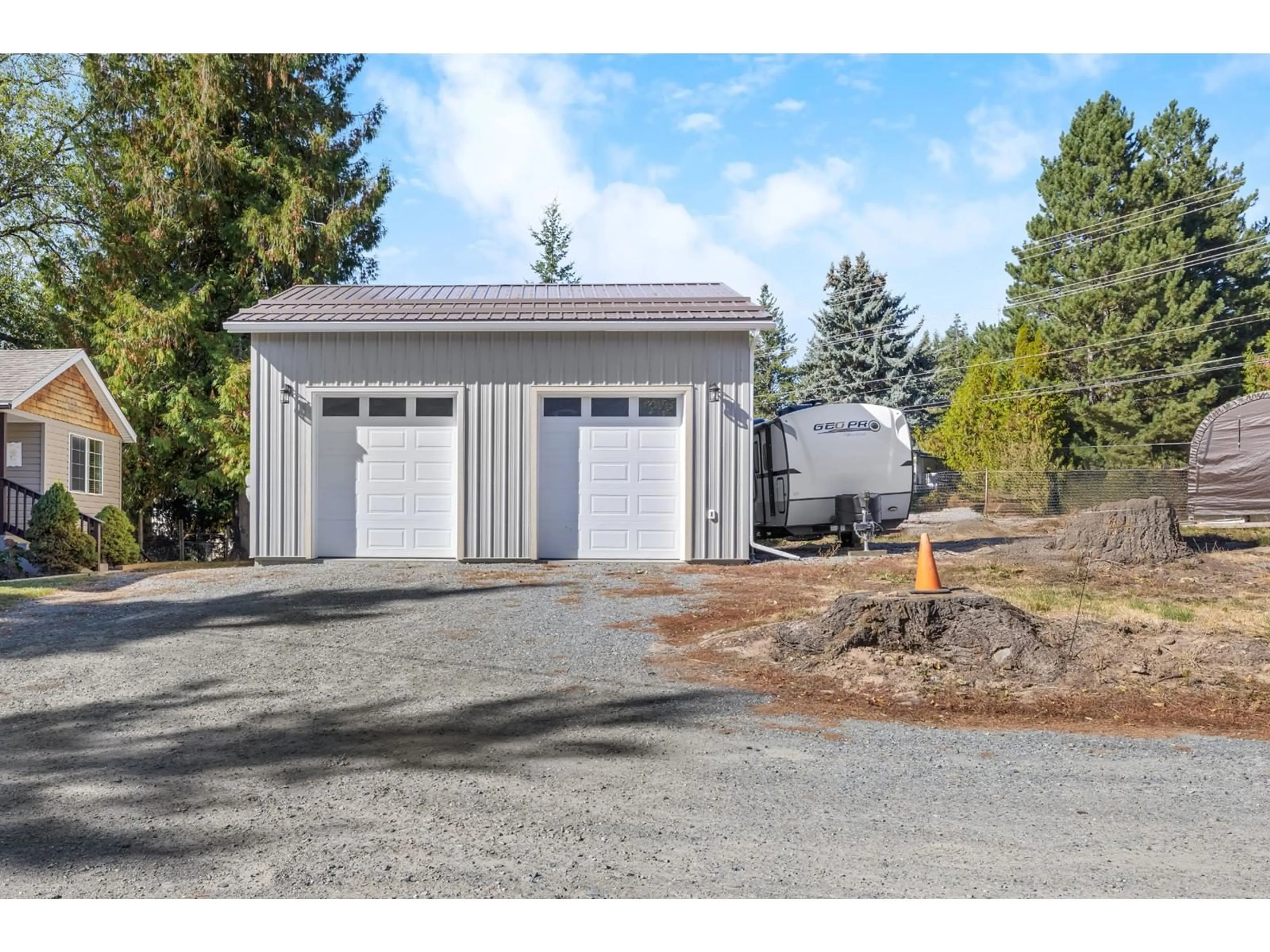 Indoor garage for 3733 3 Highway, Erickson British Columbia V0B1K0