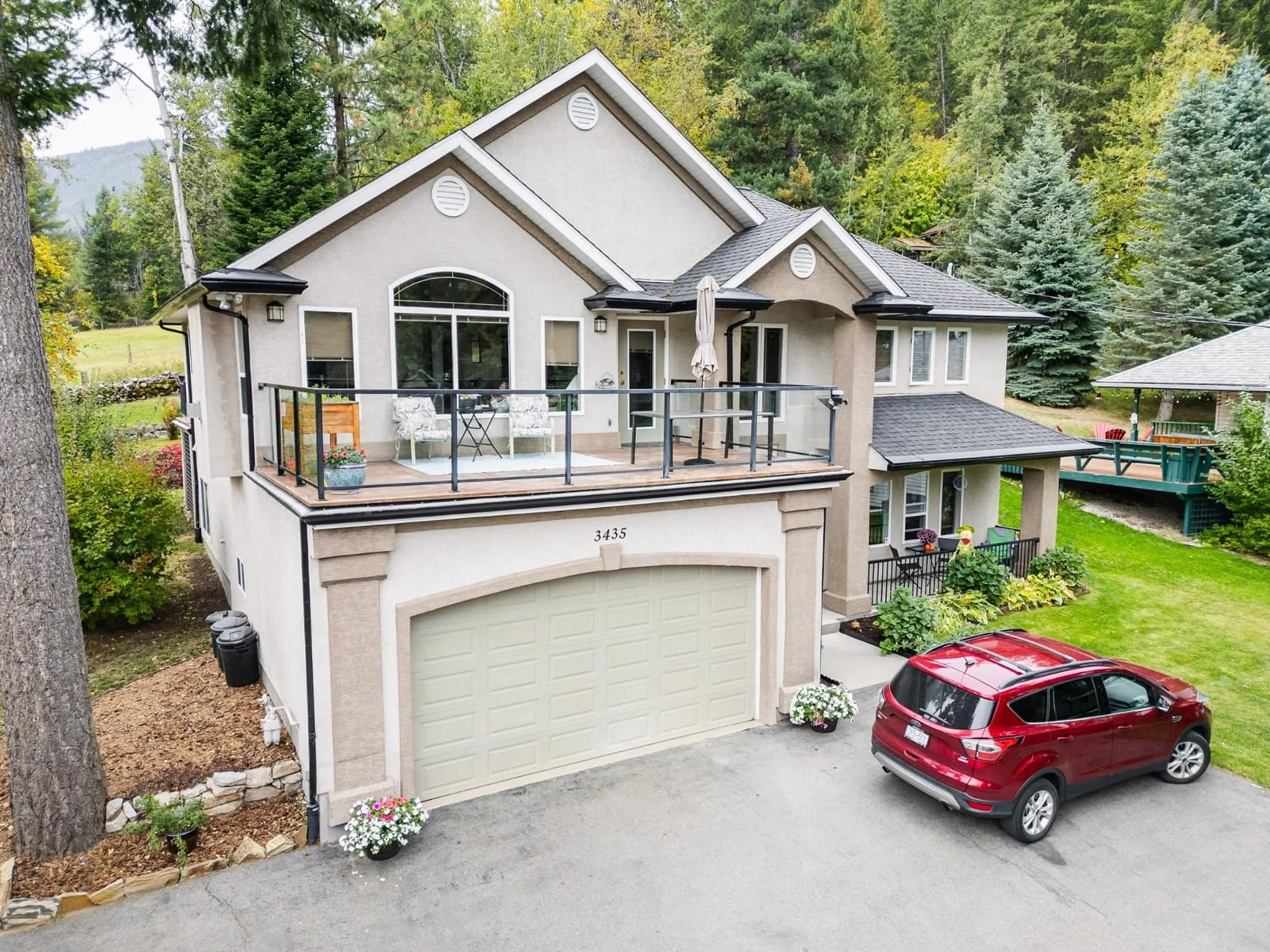 Frontside or backside of a home, cottage for 3435 BODARD Drive, Nelson British Columbia V1L6T3