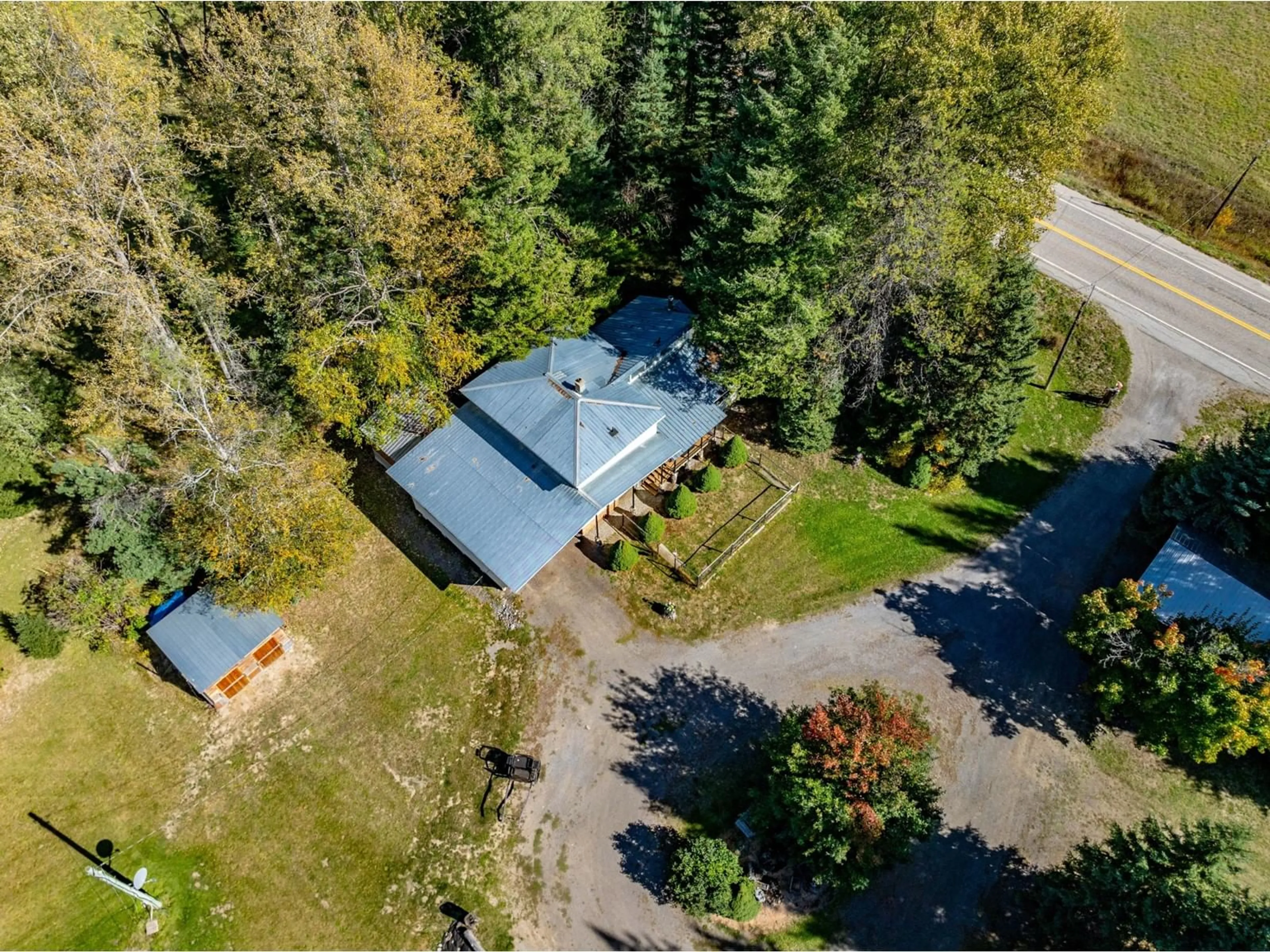 Frontside or backside of a home, cottage for 9848 6 Highway, Salmo British Columbia V0G1Z0