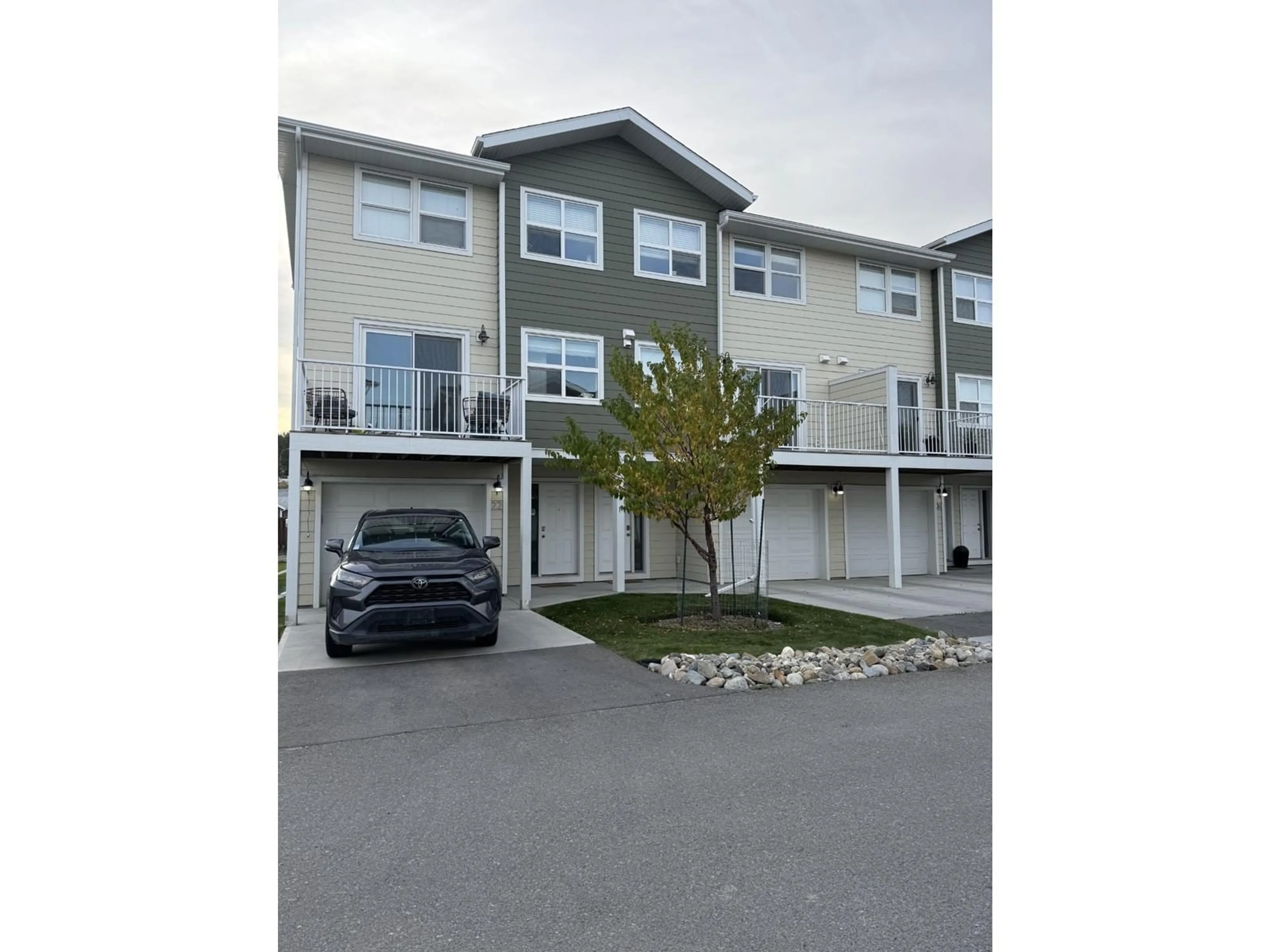 A pic from exterior of the house or condo, the street view for 1840 KELOWNA Crescent Unit# 23, Cranbrook British Columbia V1C4H5