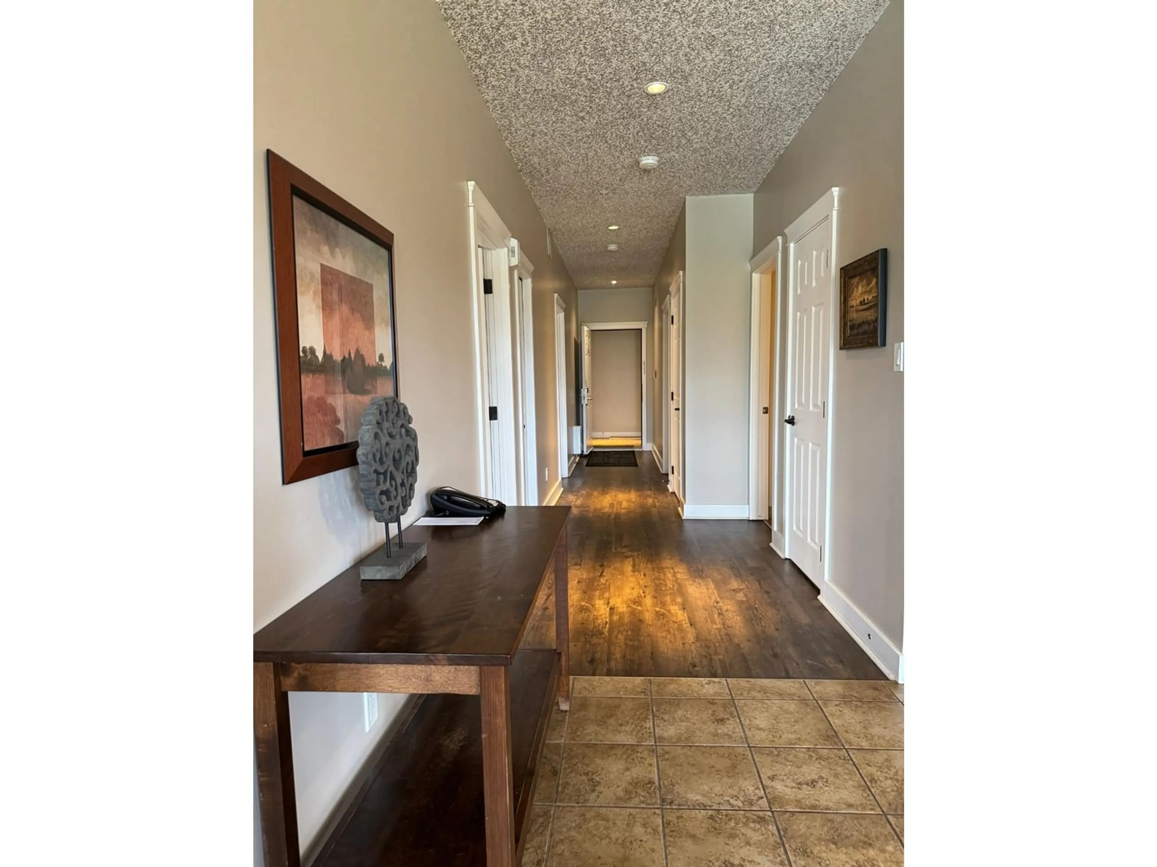 Indoor entryway, wood floors for 400 BIGHORN Boulevard Unit# 416A, Radium Hot Springs British Columbia V0A1M0