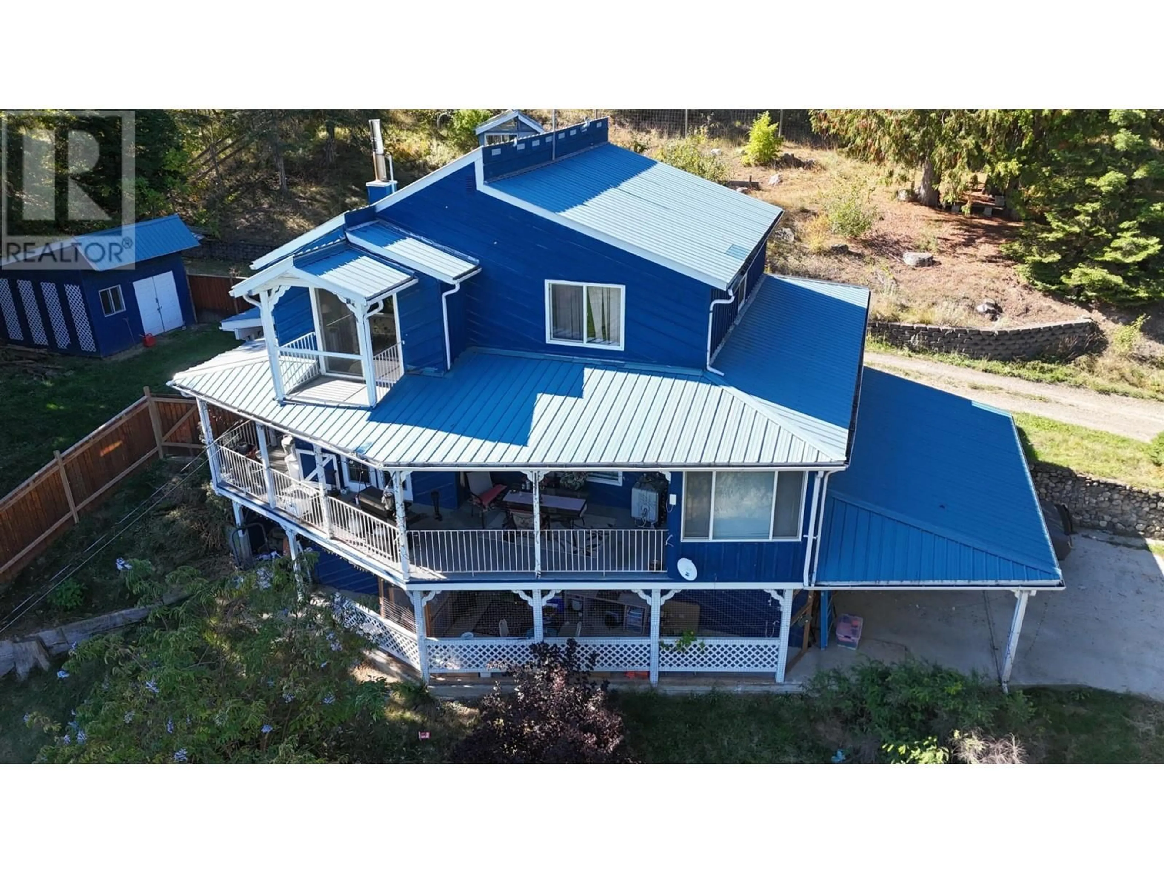 A pic from outside/outdoor area/front of a property/back of a property/a pic from drone, unknown for 1621 EVANS ROAD, Creston British Columbia V0B1G7