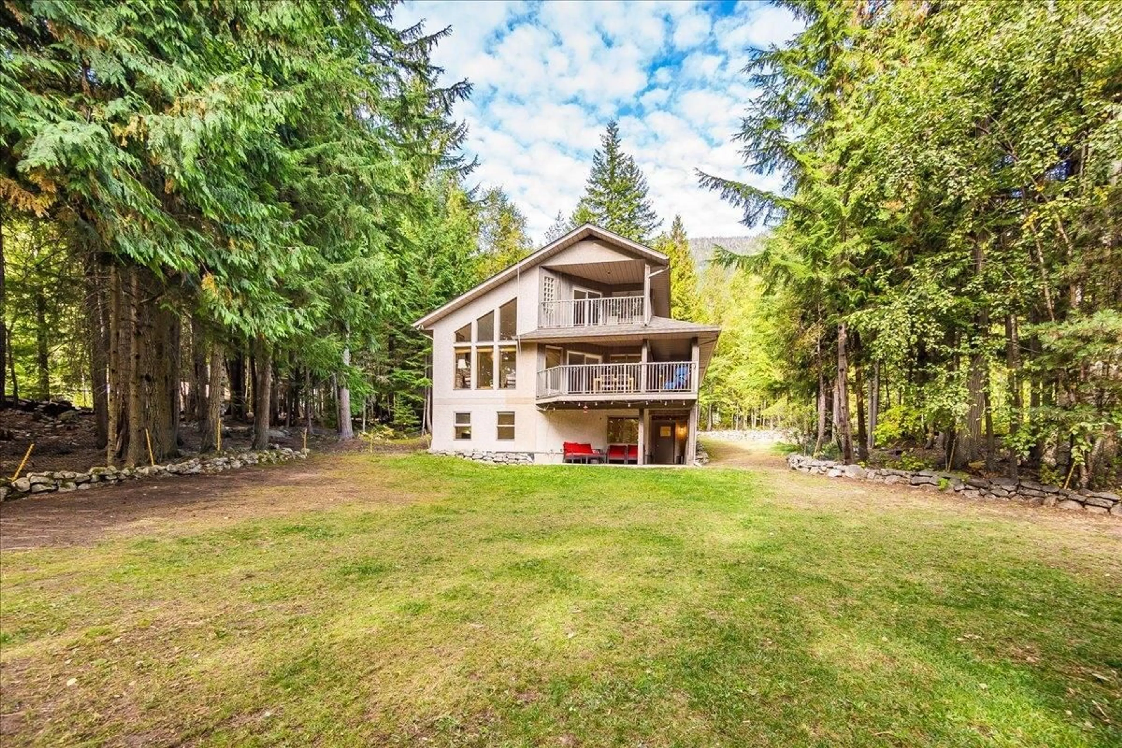 A pic from exterior of the house or condo, cottage for 2290 CRYSTAL SPRINGS Road, Nelson British Columbia V1L6K4