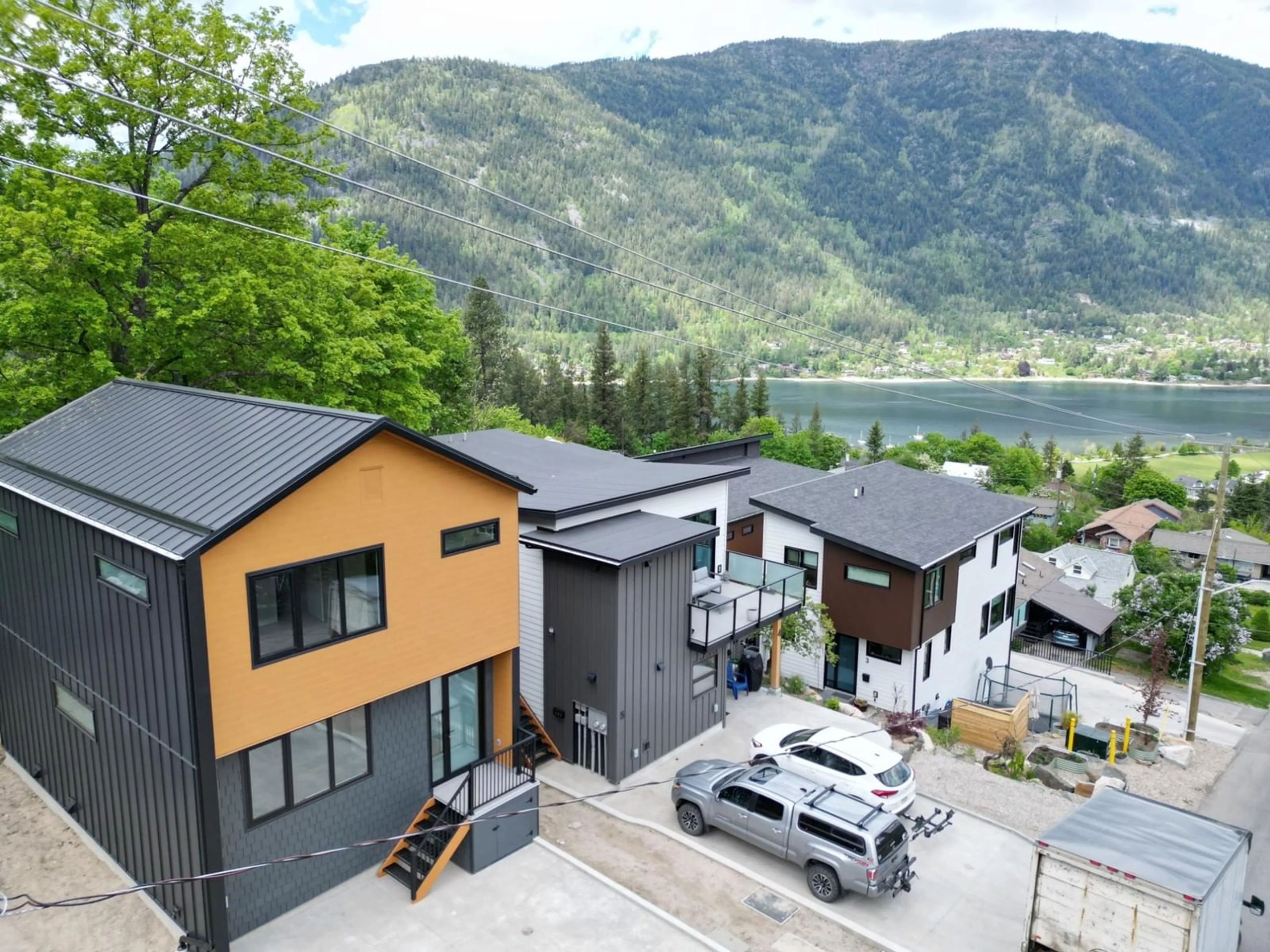 Frontside or backside of a home, cottage for 9 PINE Street Unit# 6, Nelson British Columbia V1L2J8