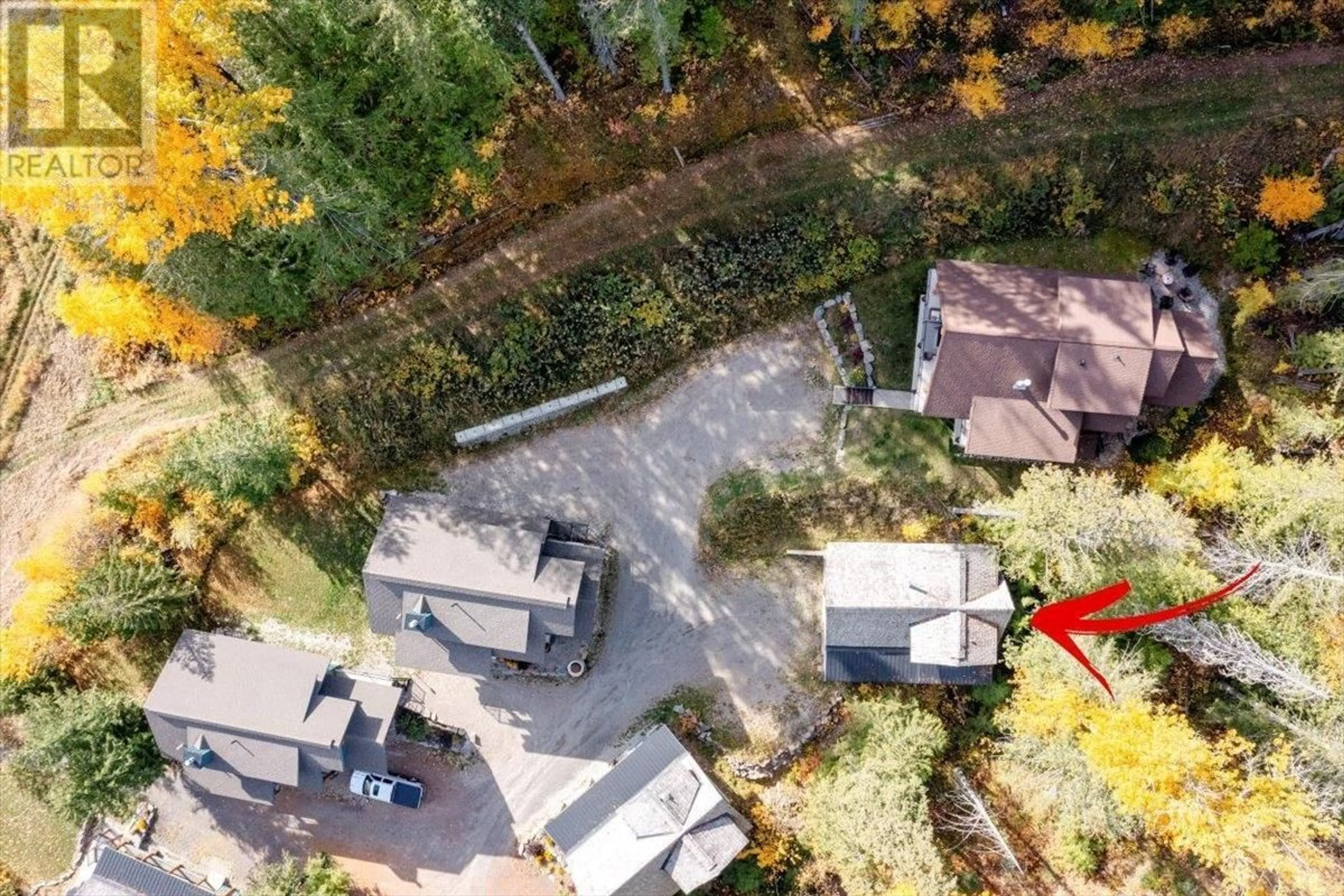 A pic from outside/outdoor area/front of a property/back of a property/a pic from drone, street for 505 - 5258 HIGHLINE DRIVE, Fernie British Columbia V0B1M6