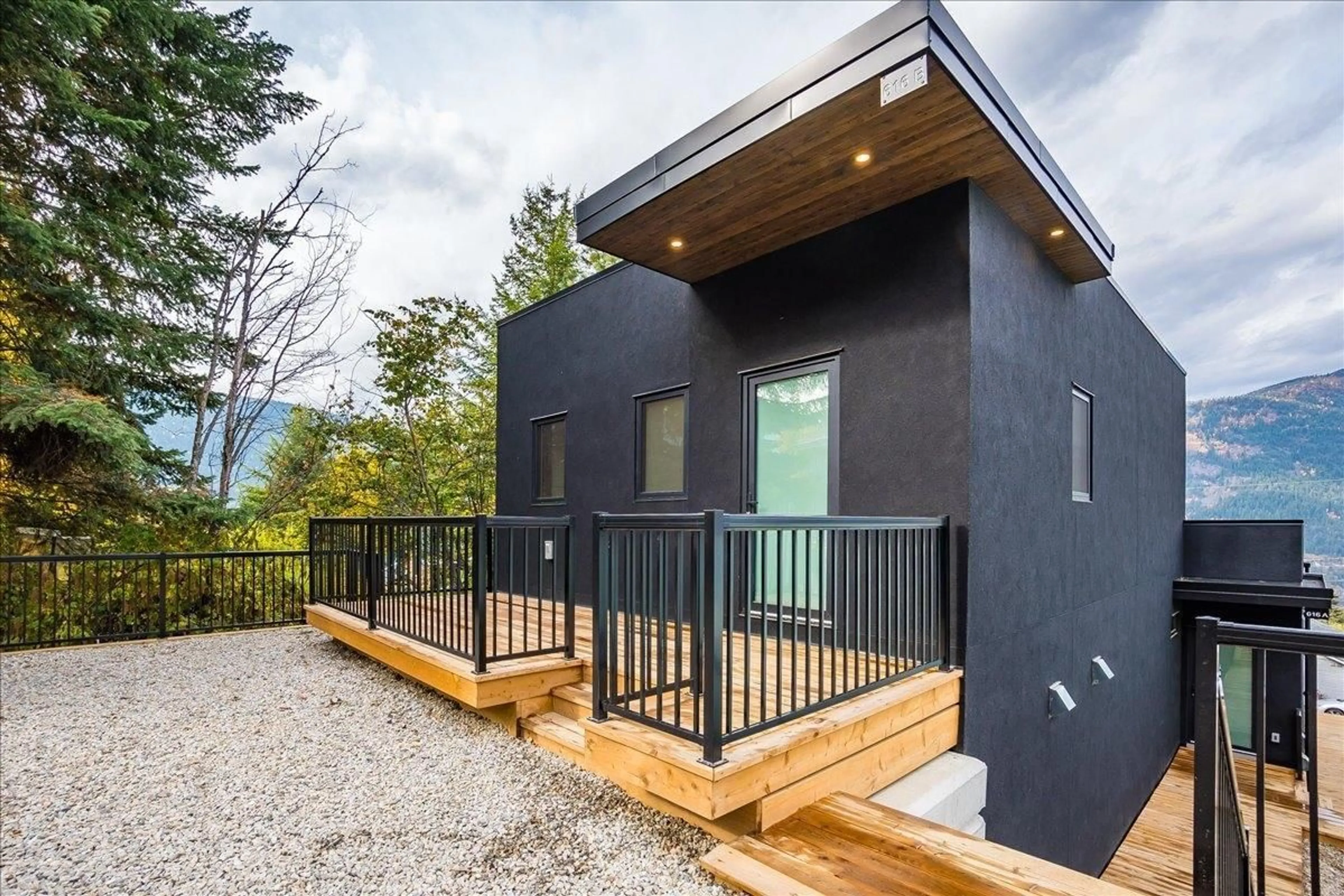 Frontside or backside of a home, cottage for 616 RICHARDS Street Unit# B, Nelson British Columbia V1L5K5