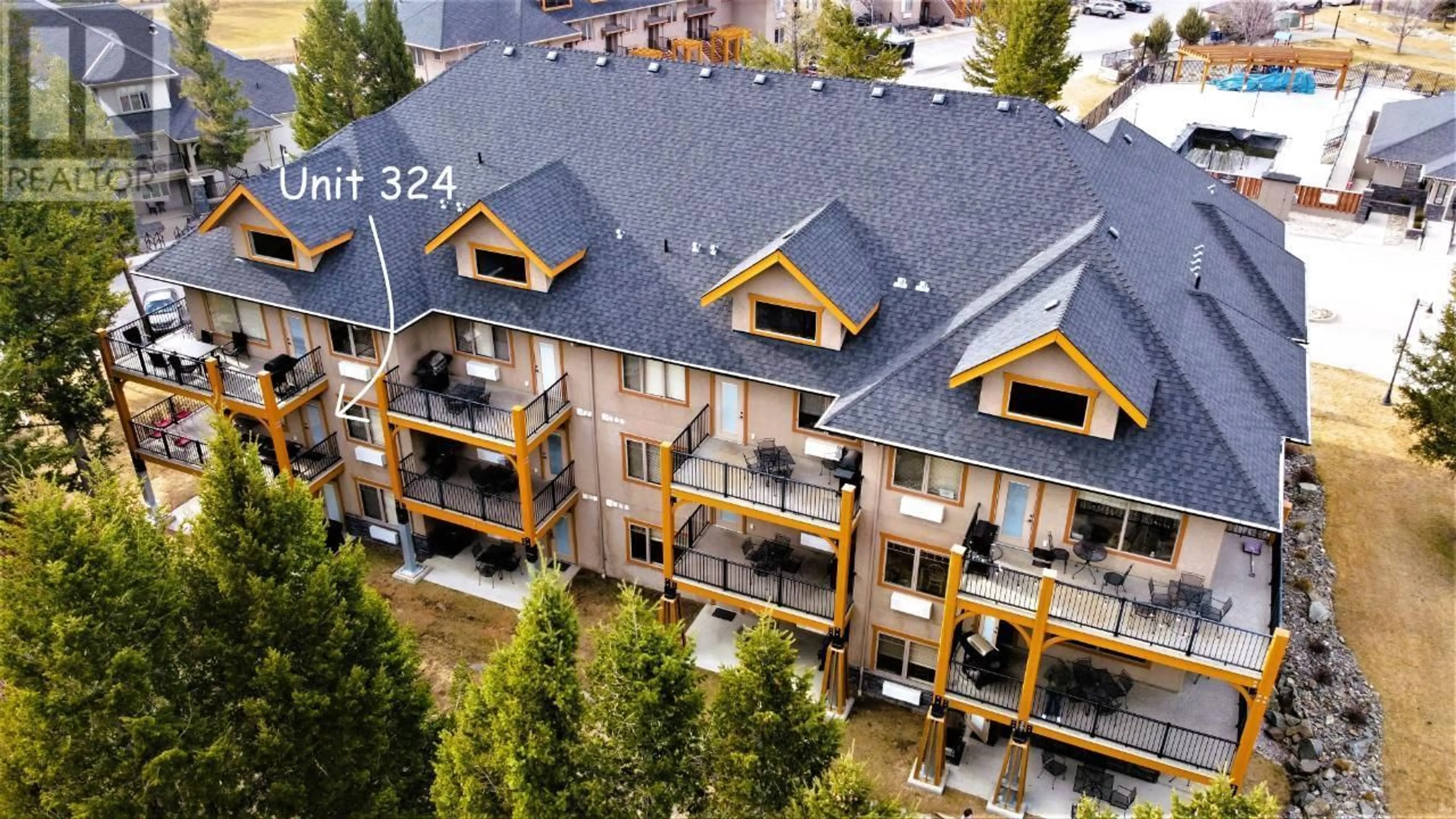 A pic from outside/outdoor area/front of a property/back of a property/a pic from drone, unknown for 324 - 300 BIGHORN BOULEVARD, Radium Hot Springs British Columbia V0A1M0