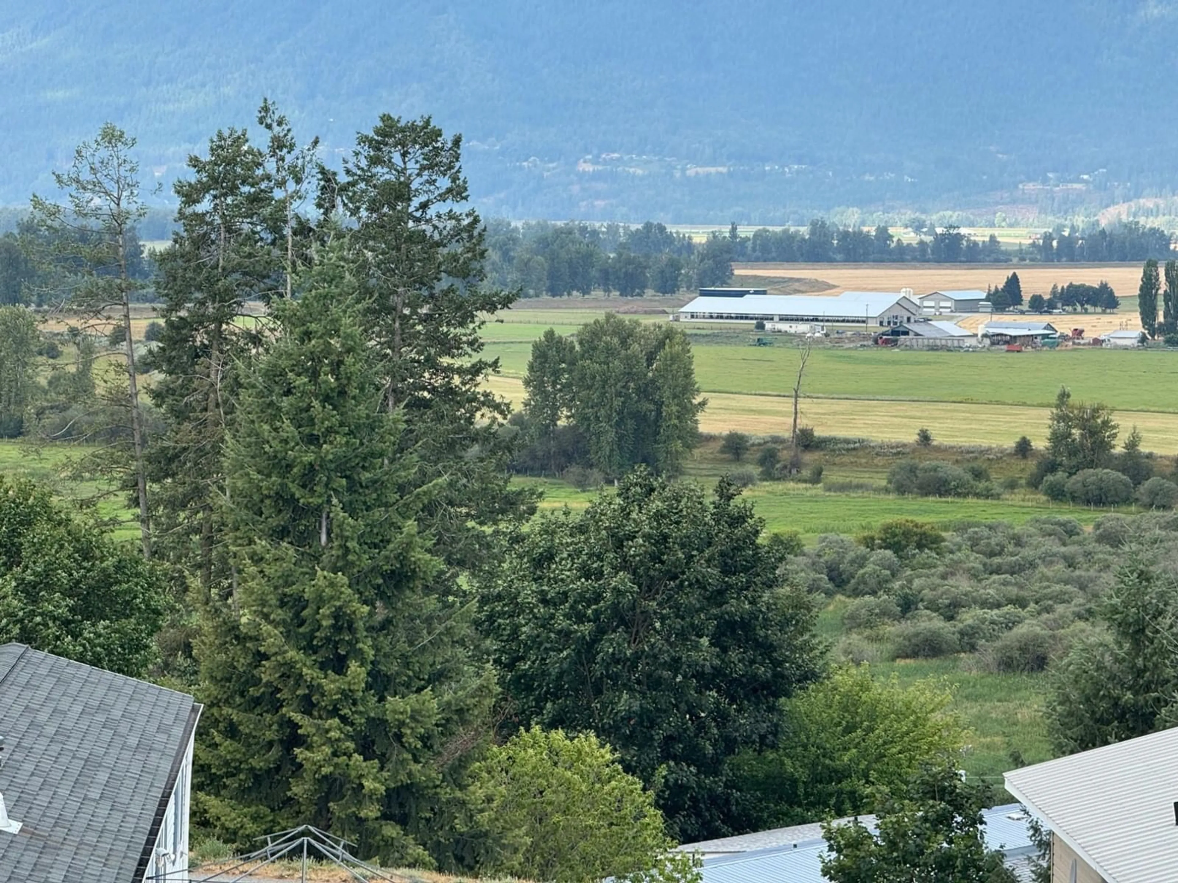 A pic from exterior of the house or condo, the view of mountain for 532 6TH  N Avenue, Creston British Columbia V0B1G0