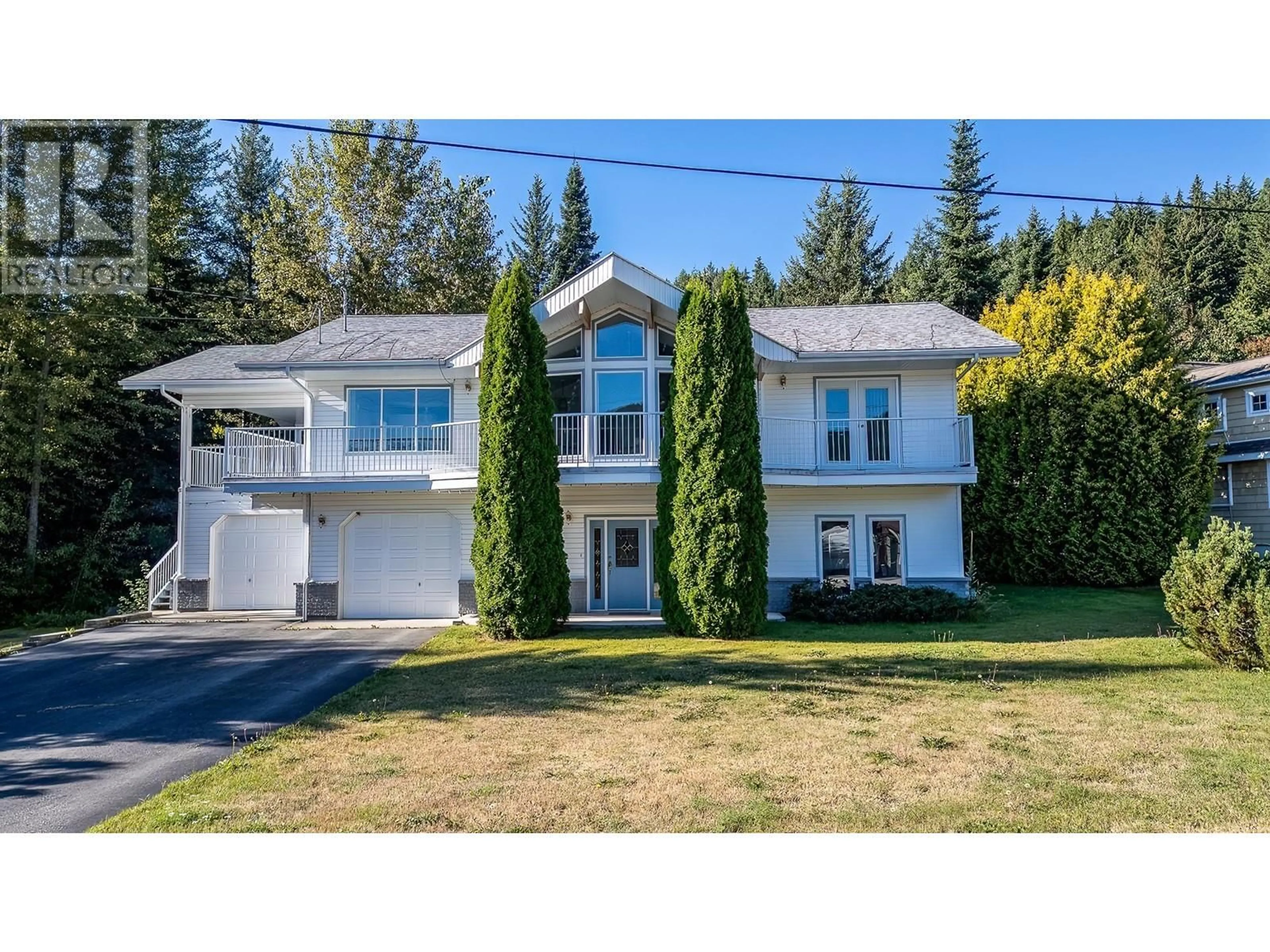 Home with vinyl exterior material, unknown for 1495 VICTORIA AVENUE, Rossland British Columbia V0G1Y0