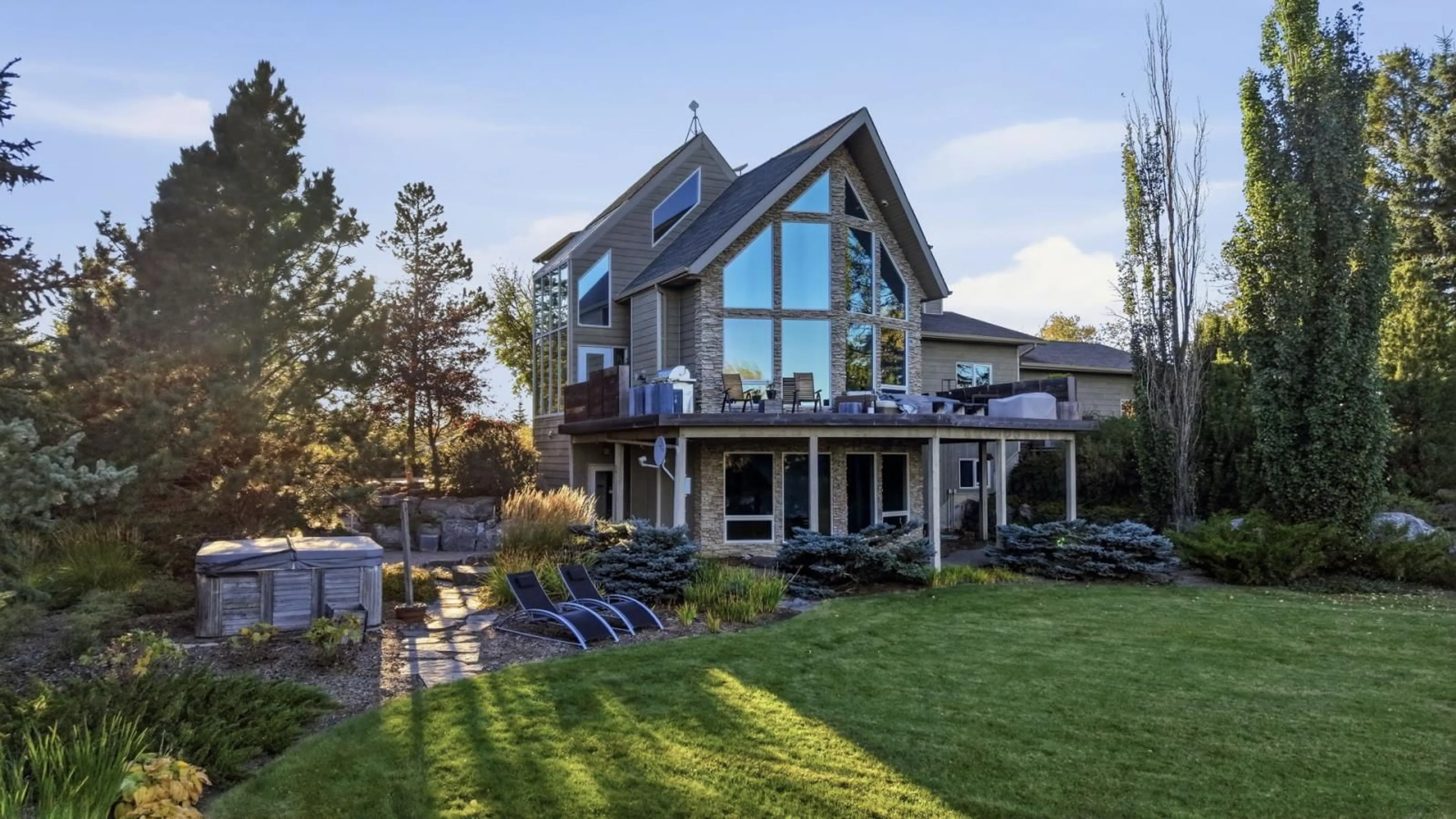 Patio, water/lake/river/ocean view for 1730 ELLERSLIE RD, Edmonton Alberta T6X1A7