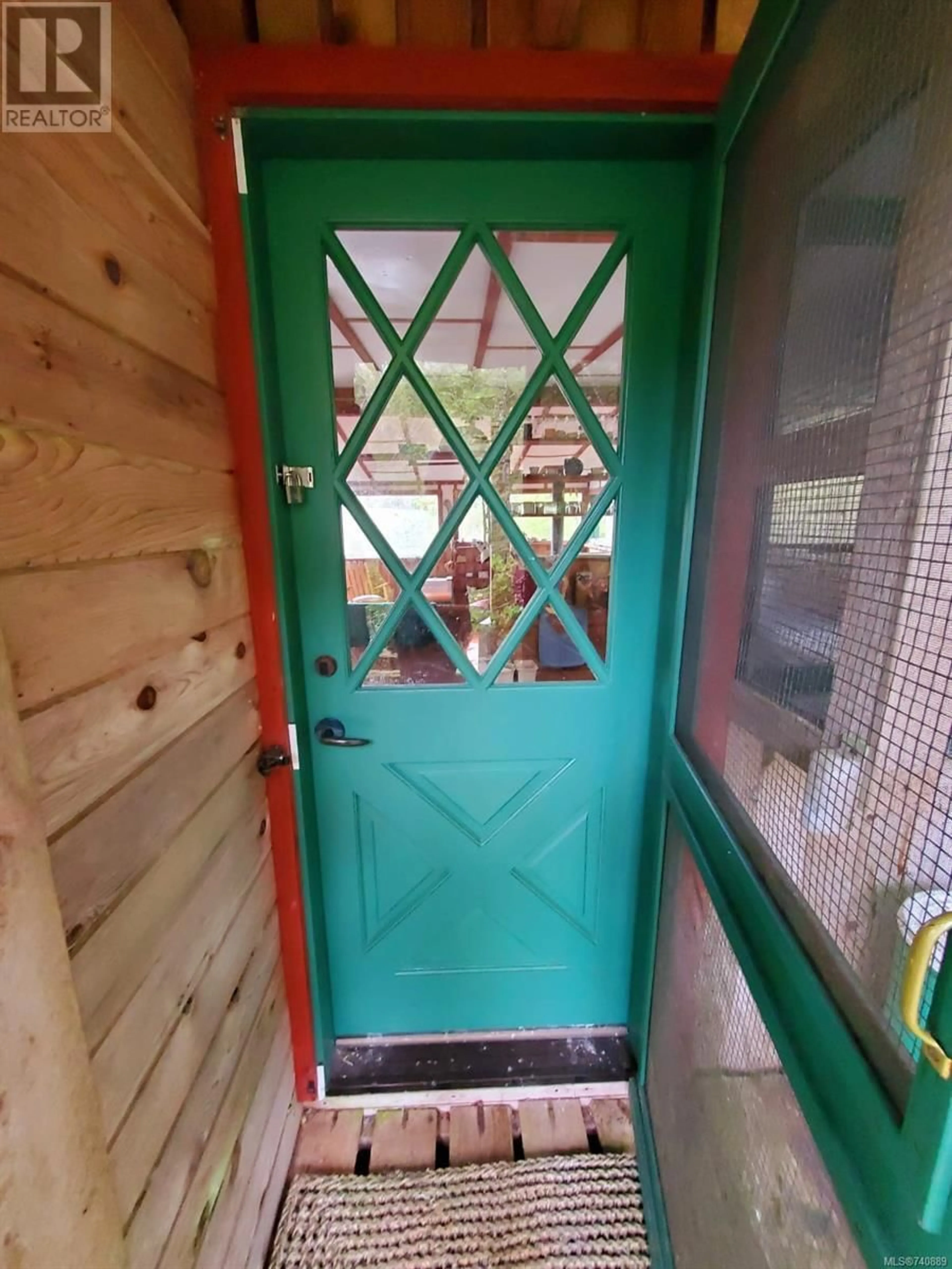 Indoor entryway for LT 3 Cypress Bay, Tofino British Columbia V0R3A0