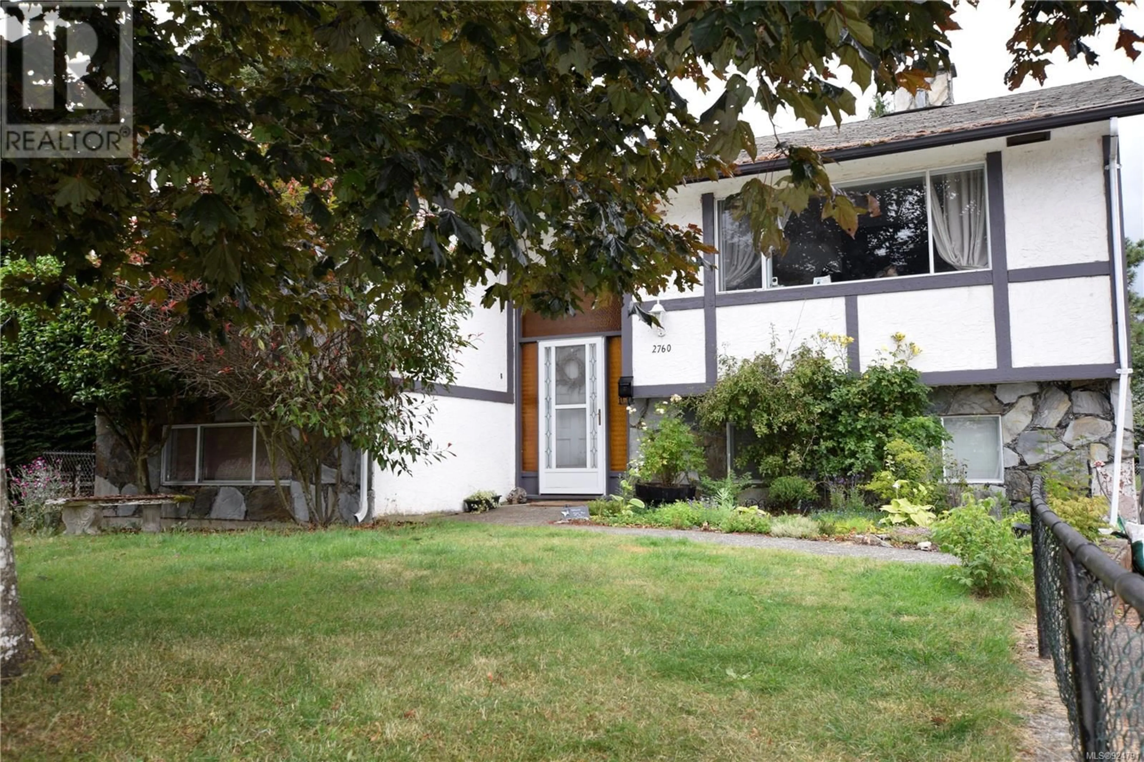 A pic from outside/outdoor area/front of a property/back of a property/a pic from drone, street for 2760 SCAFE ROAD, Langford British Columbia V9B3W7