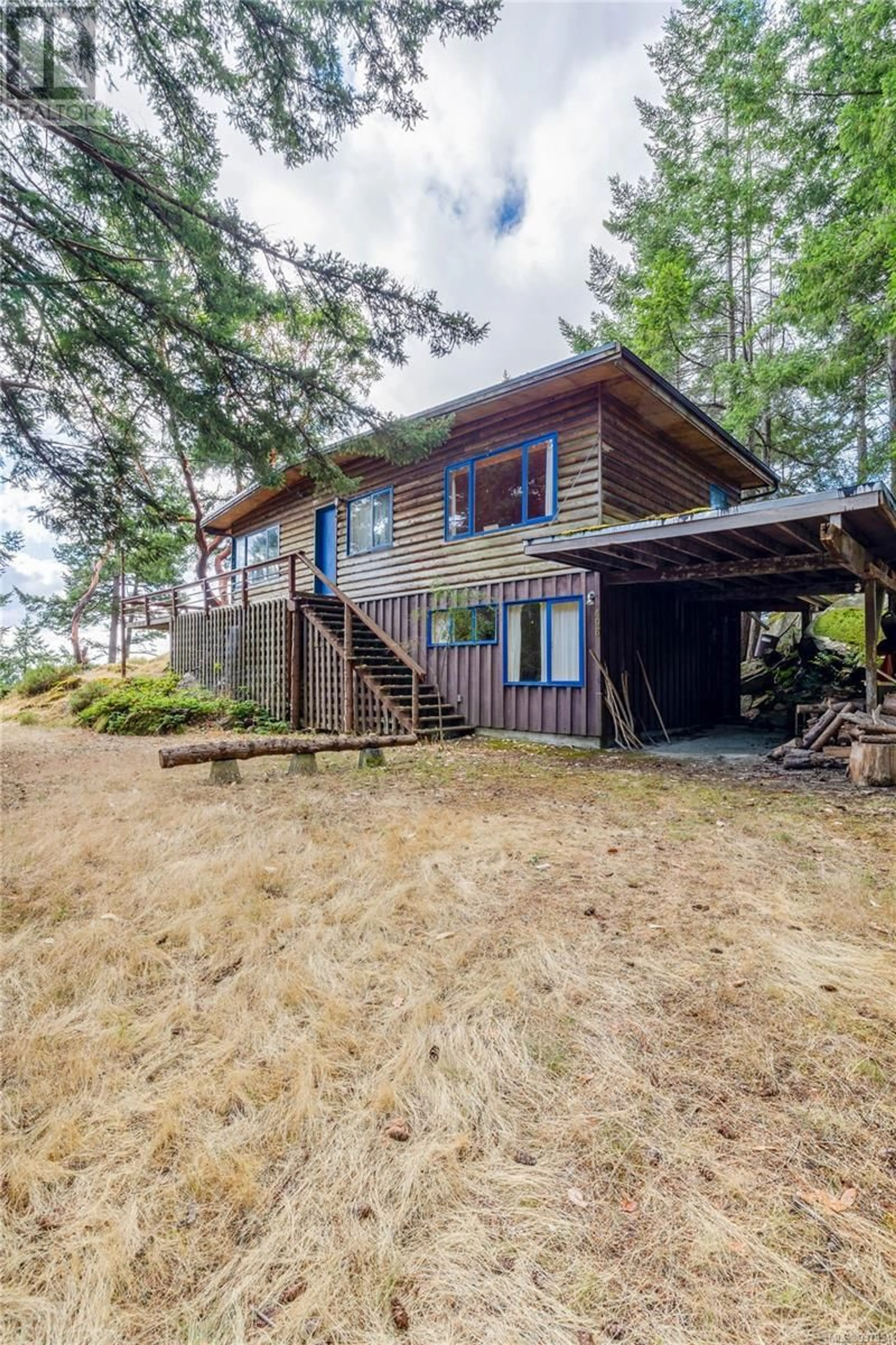 A pic from outside/outdoor area/front of a property/back of a property/a pic from drone, water/lake/river/ocean view for 498 MARINE TURNABOUT, Mayne Island British Columbia V0N2J2
