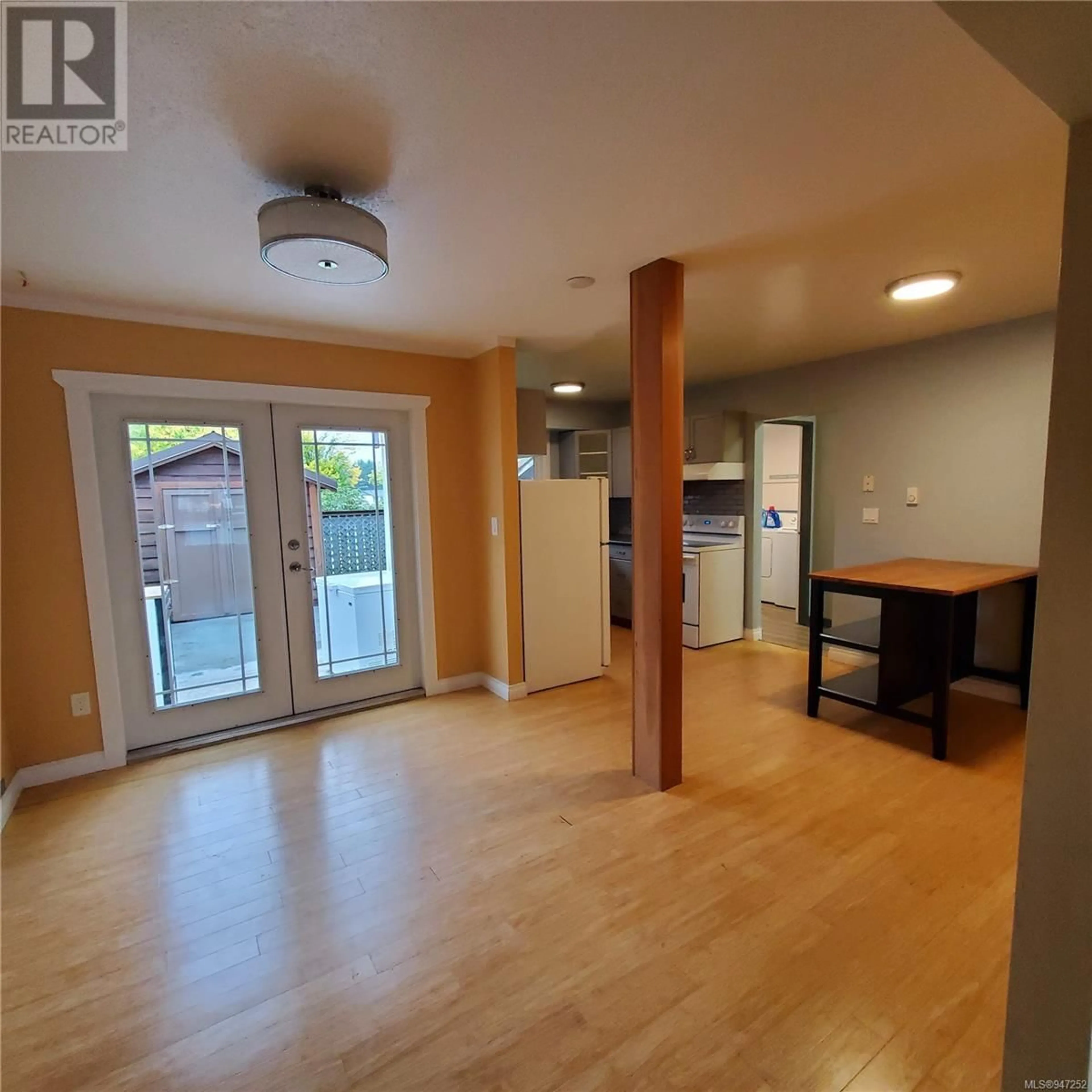 Open concept kitchen for 8 500 Muchalat Pl, Gold River British Columbia V0P1G0