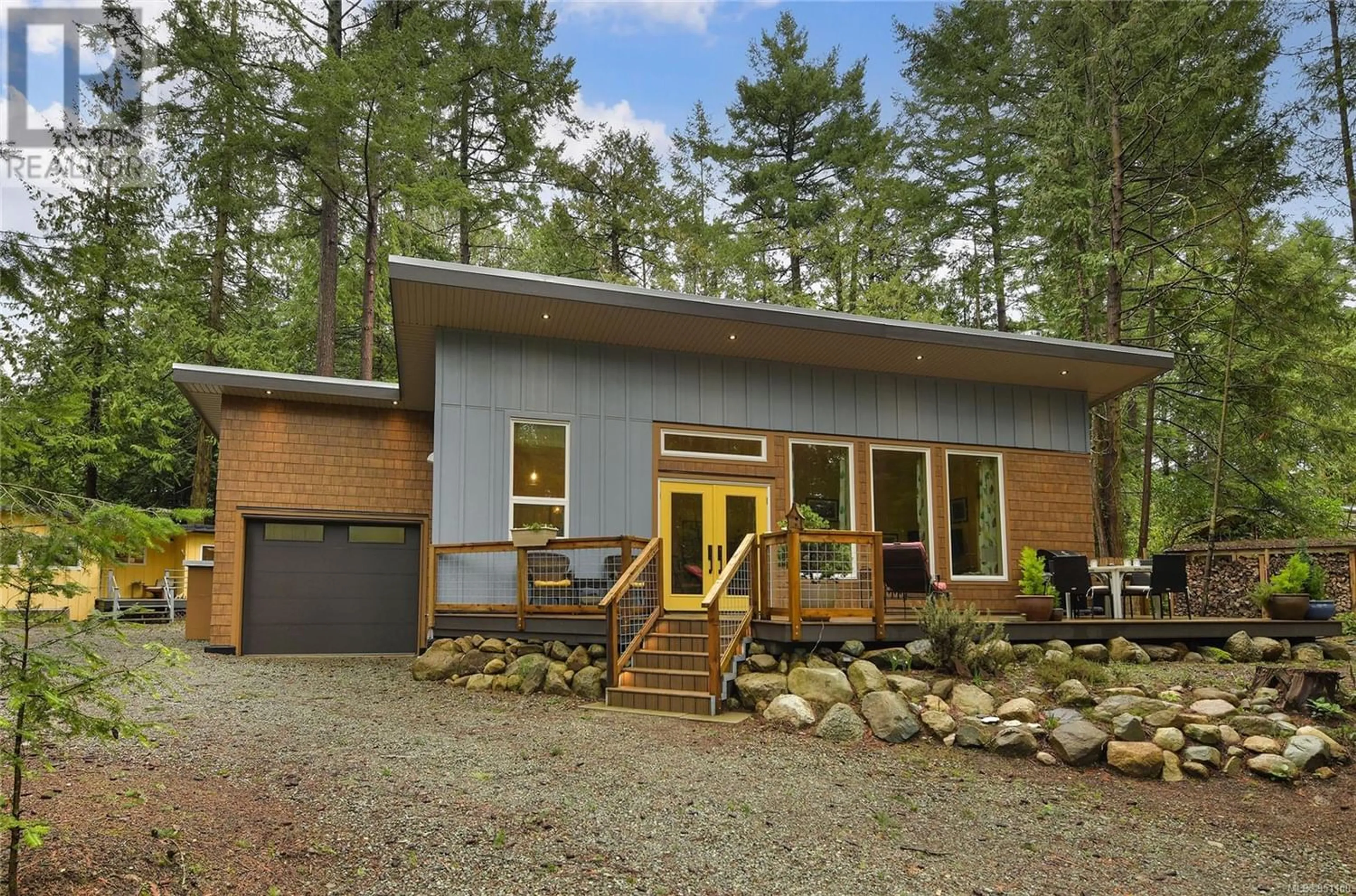 Cottage for 763 Steward Dr, Mayne Island British Columbia V0N2J2