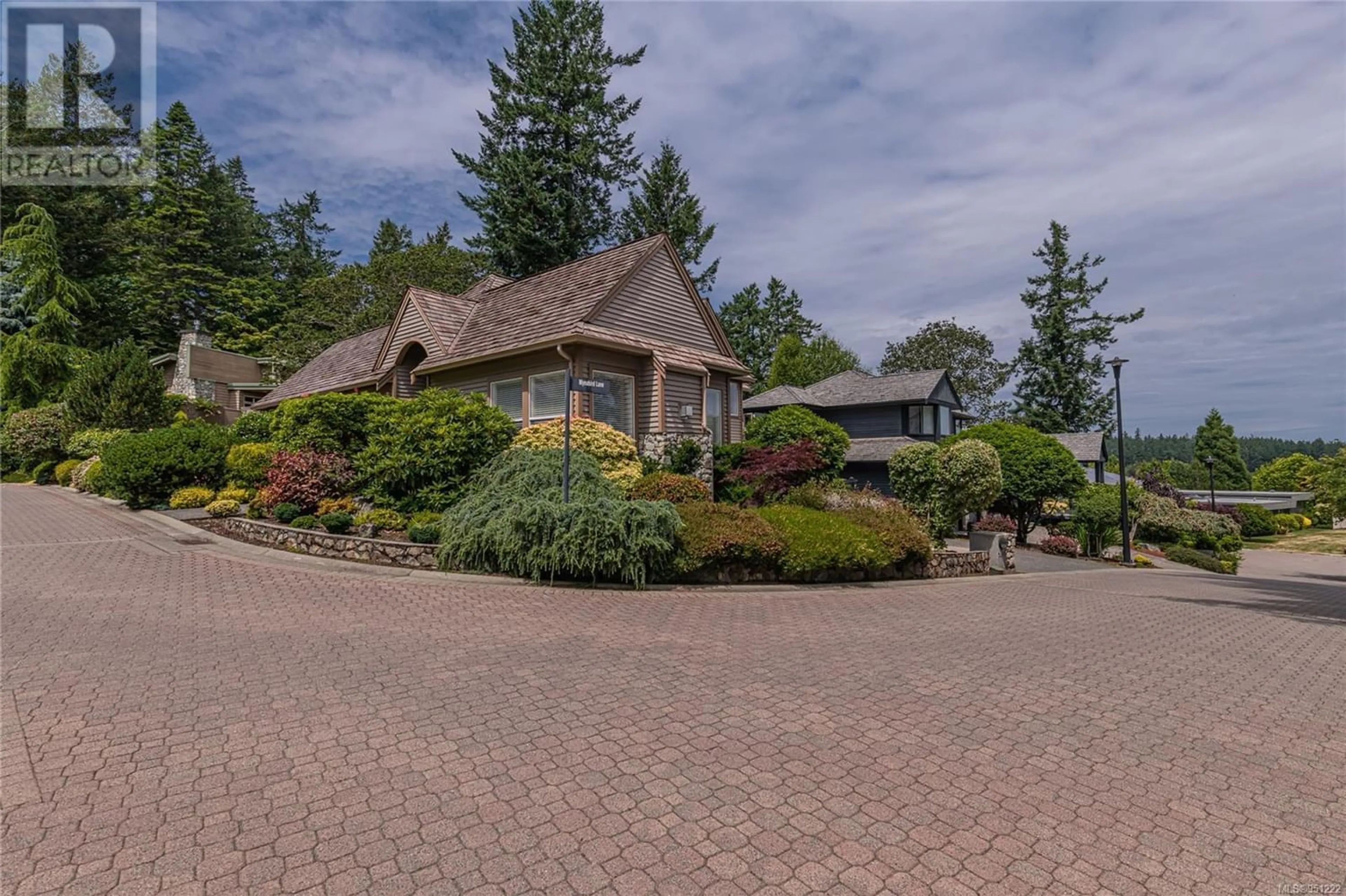 Frontside or backside of a home for 5300 Mynabird Lane, Saanich British Columbia V8Y2L3