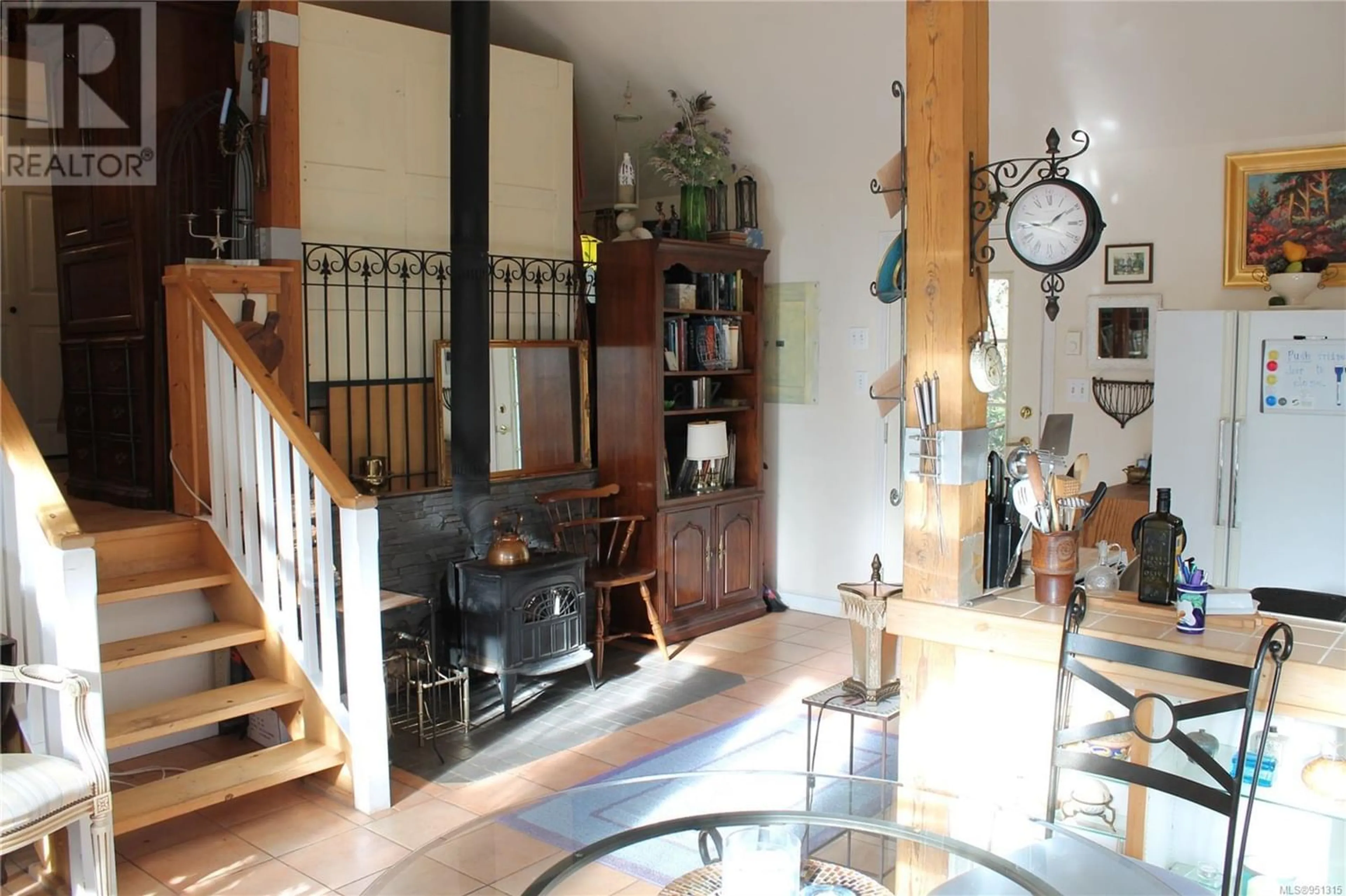 Living room, wood floors for 4881 Pirates Rd, Pender Island British Columbia V0N2M2