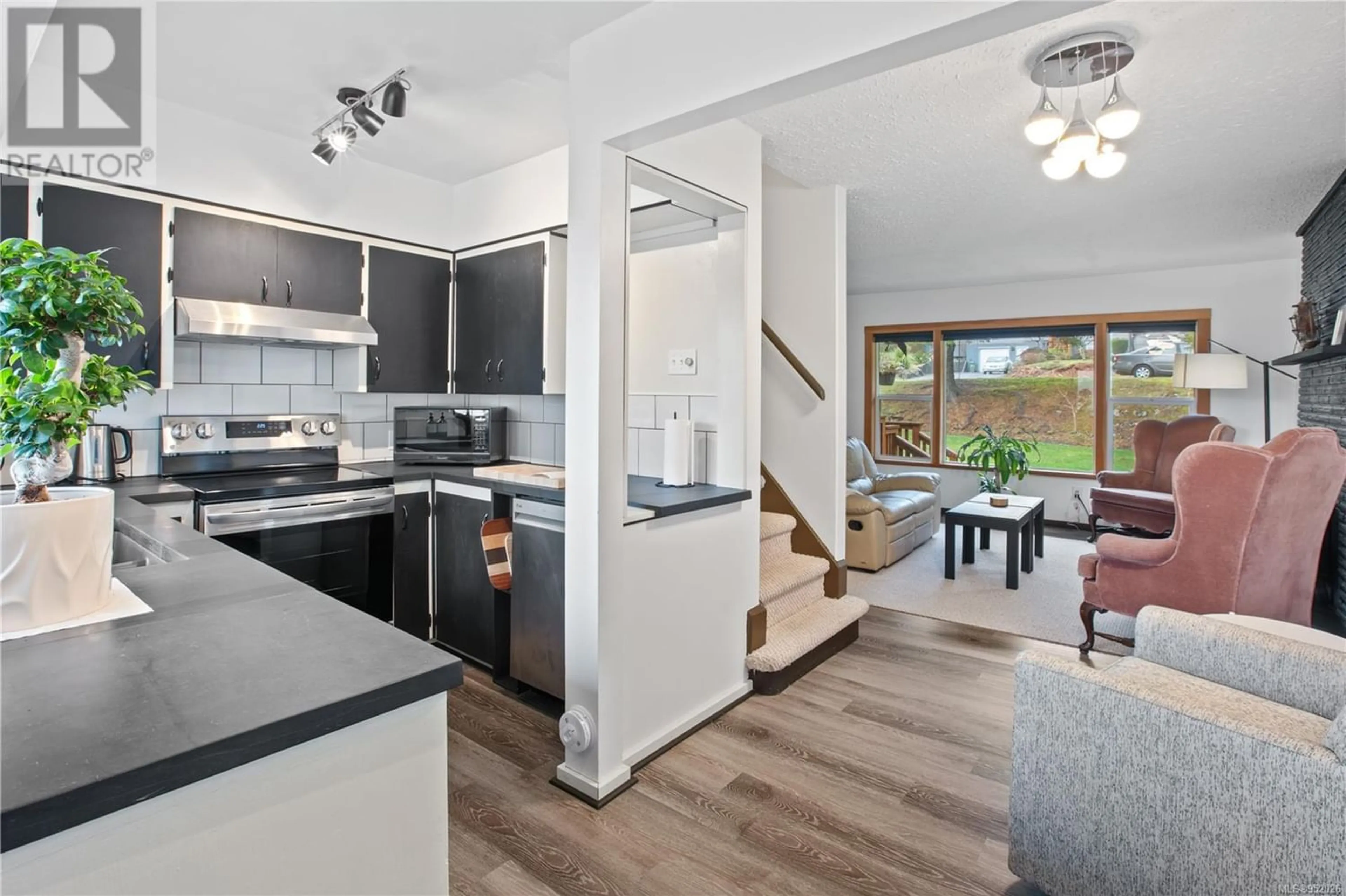 Open concept kitchen for 232 Albion Cres, Ucluelet British Columbia V0R3A0