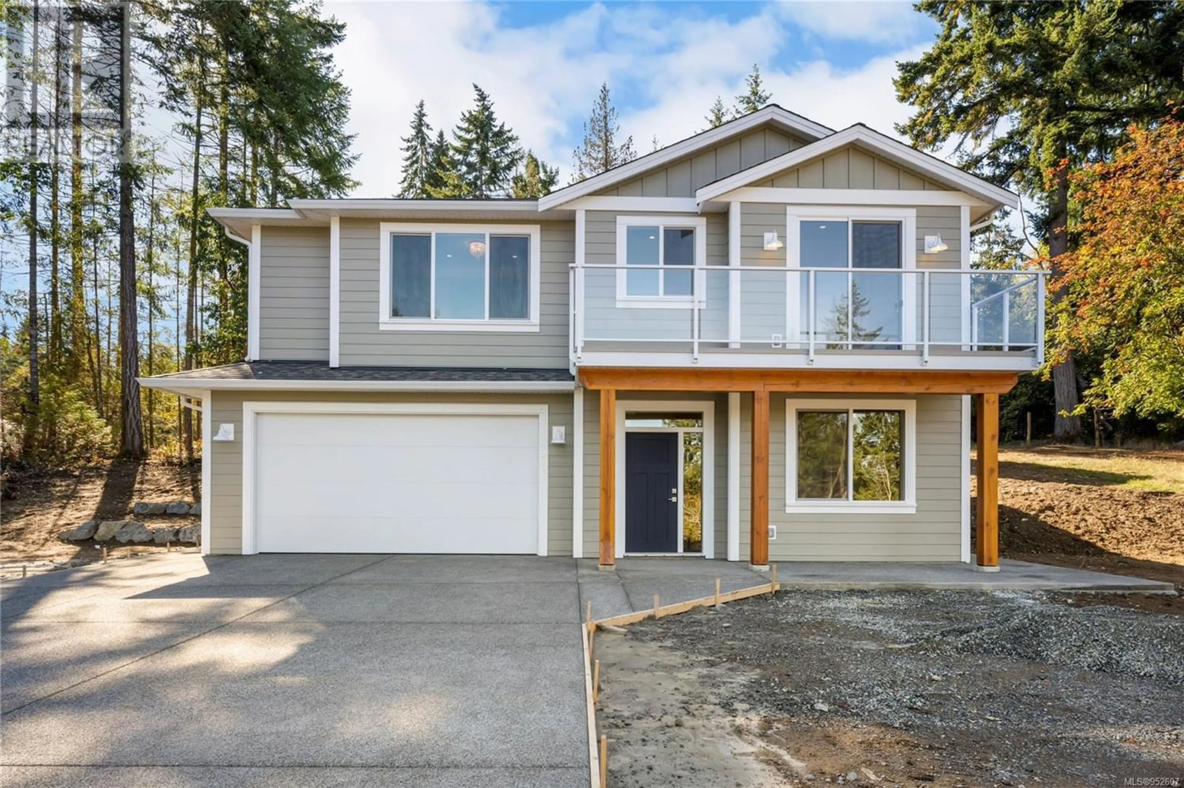 Frontside or backside of a home for 7221 Aulds Rd, Lantzville British Columbia V0R2H0