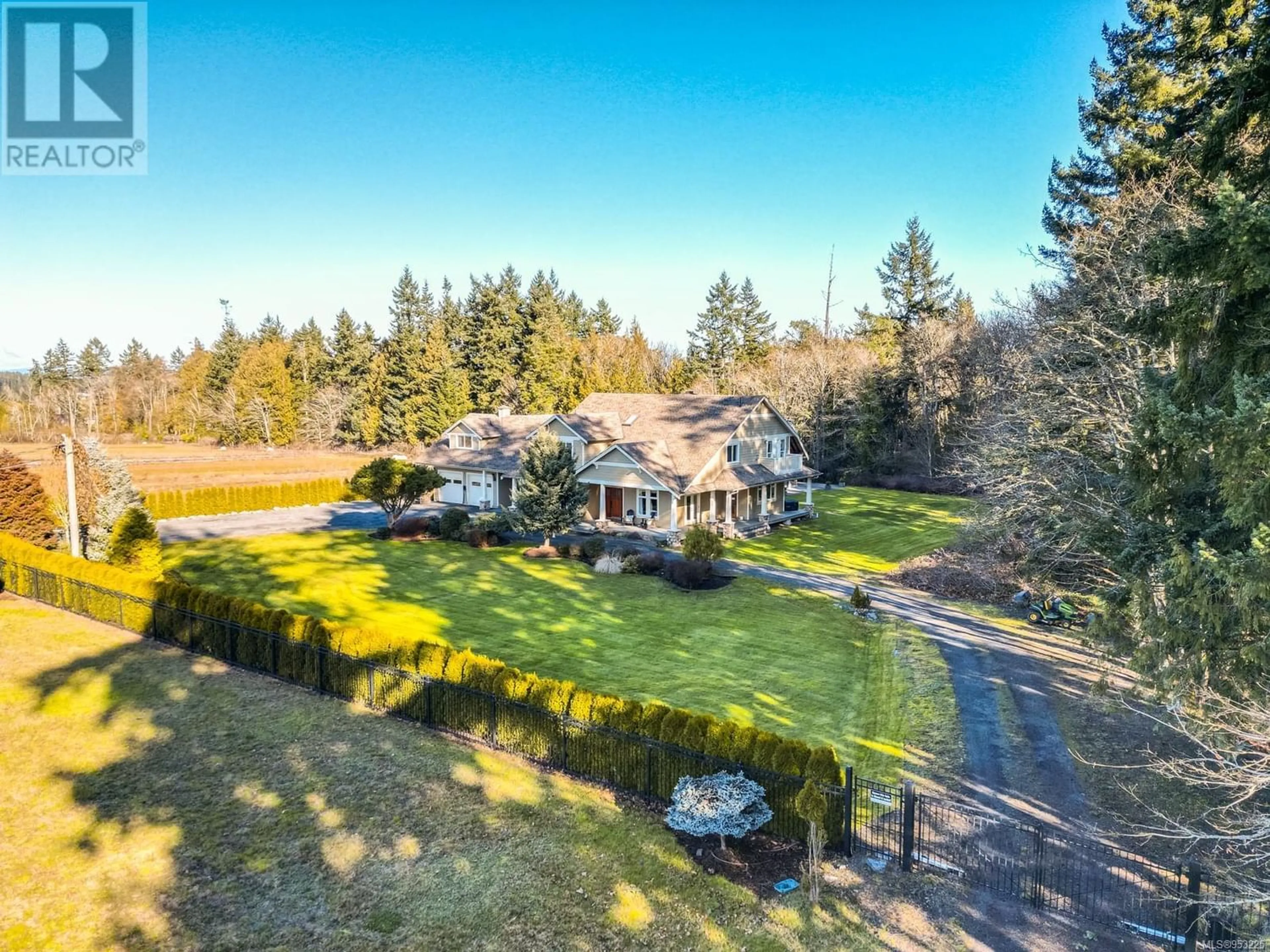 Frontside or backside of a home for 7117 Veyaness Rd, Central Saanich British Columbia V8M1W1