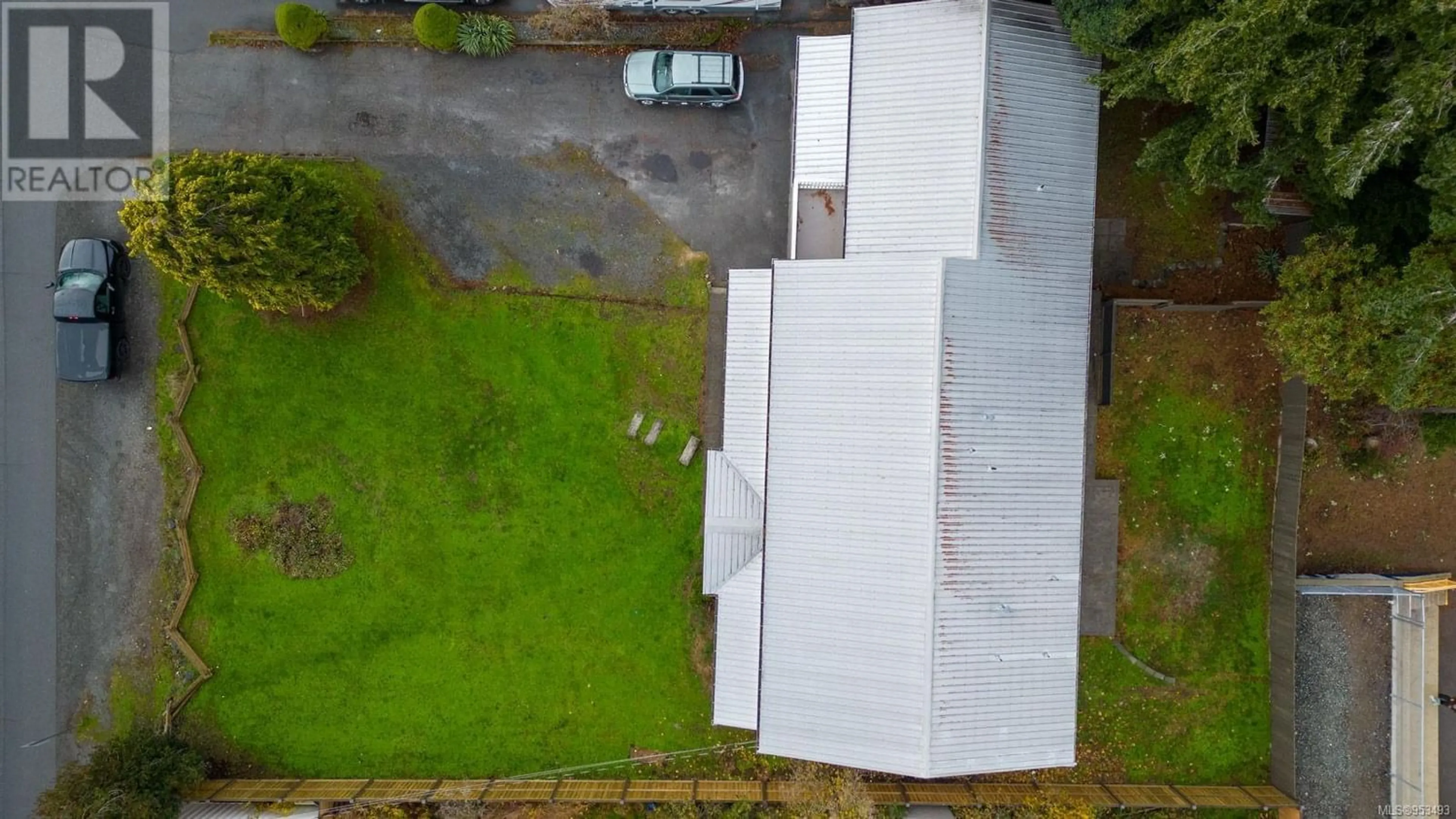 Frontside or backside of a home for 512 Acland Ave, Colwood British Columbia V9C2N4