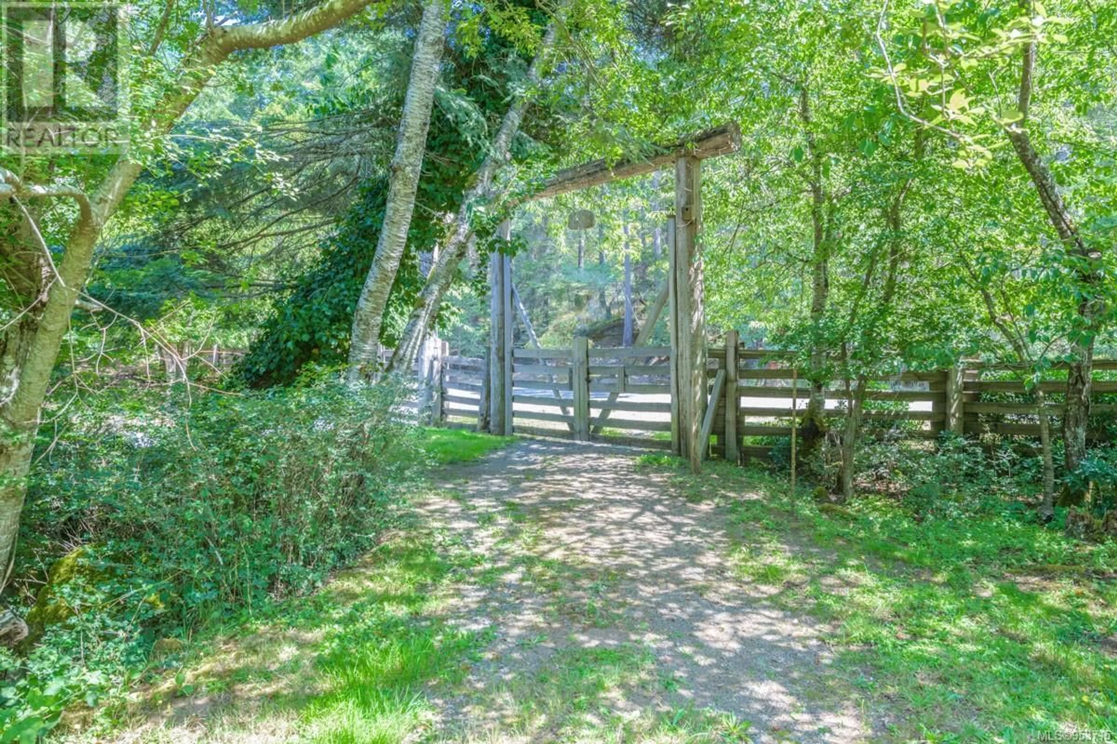 Unknown for 1905 MARTIN ROAD, Gabriola Island British Columbia V0R1X7