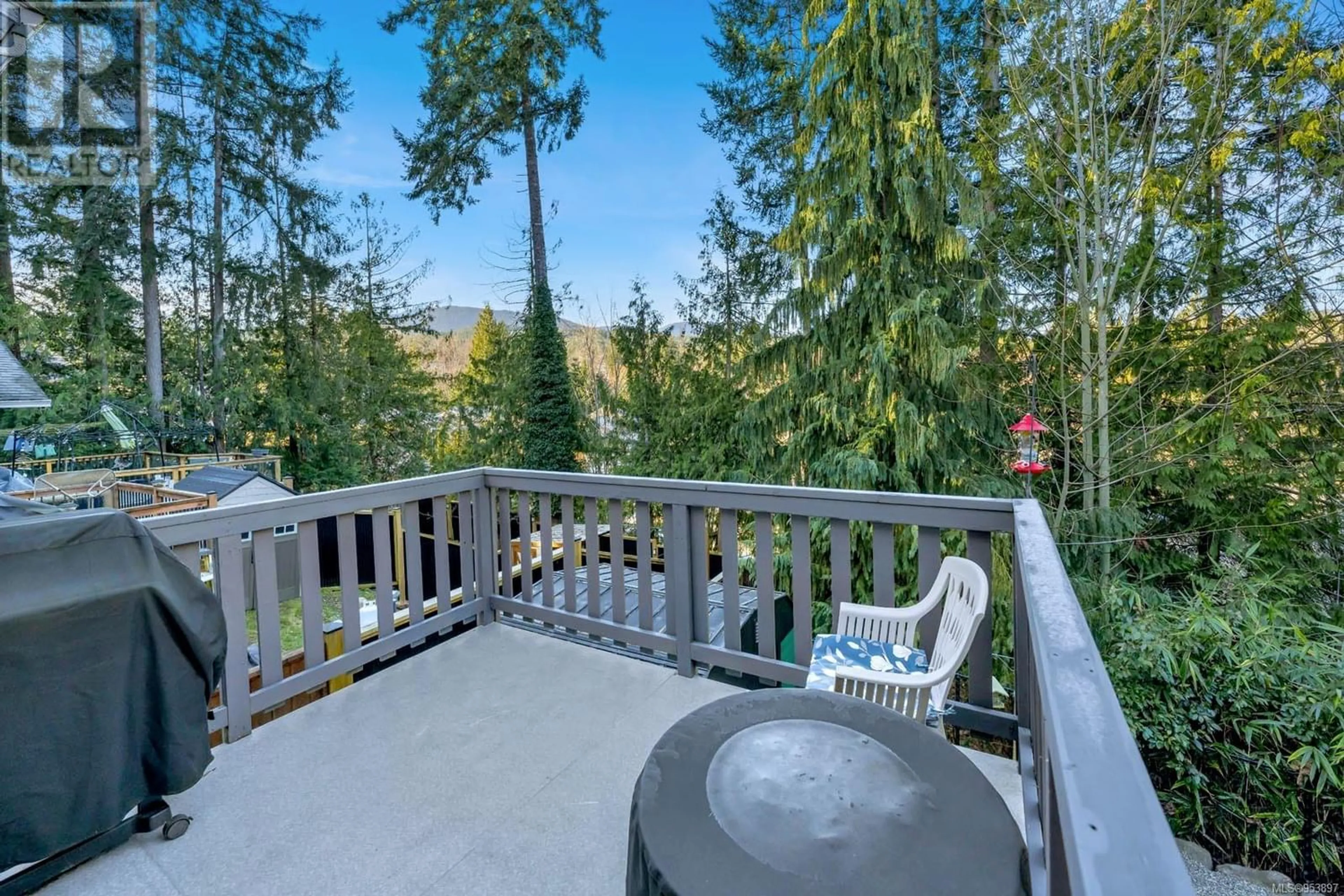 Patio for 468 Resolution Pl, Ladysmith British Columbia V9G1B3