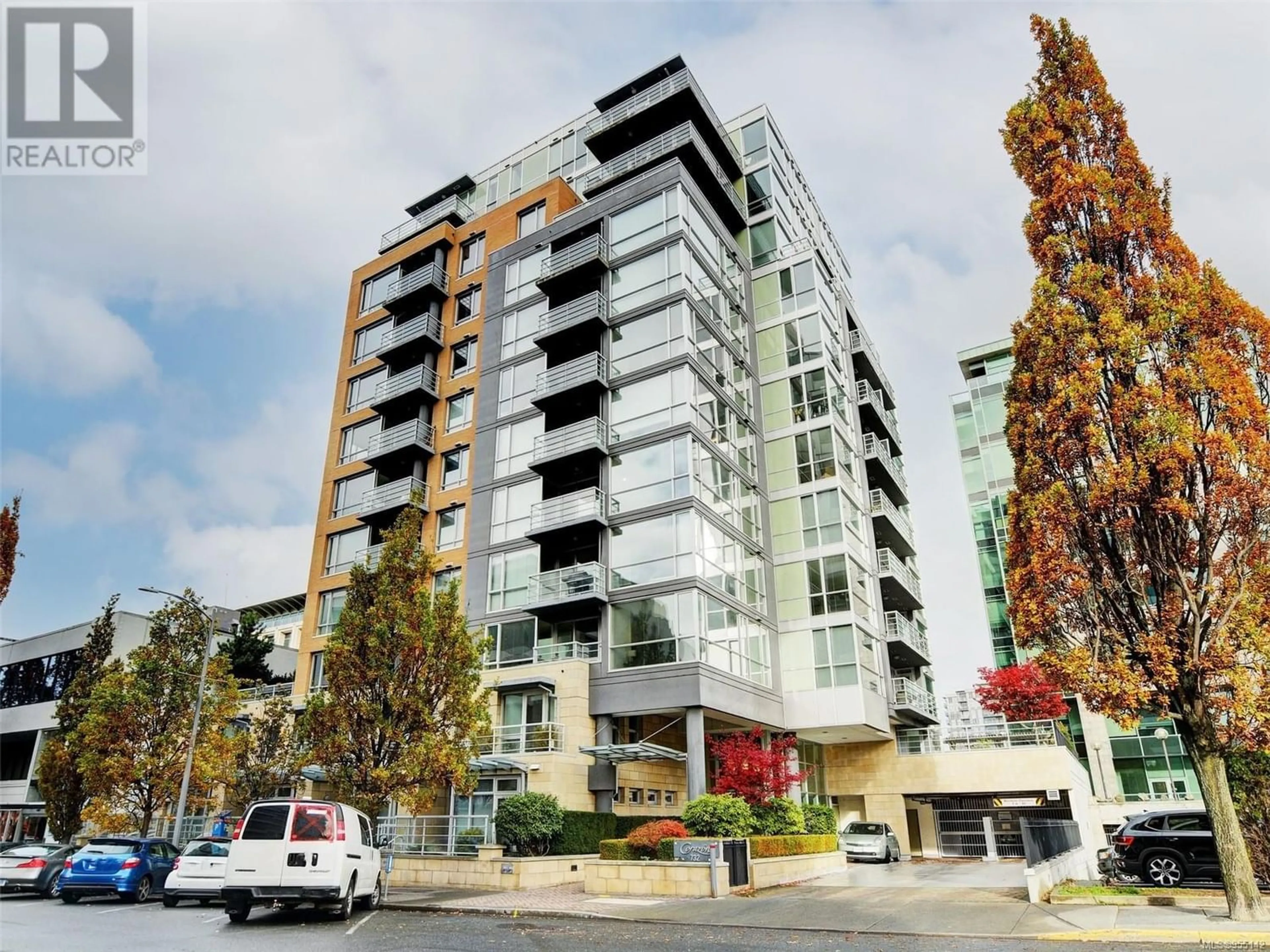 A pic from exterior of the house or condo for 702 732 Cormorant St, Victoria British Columbia V8W4A5