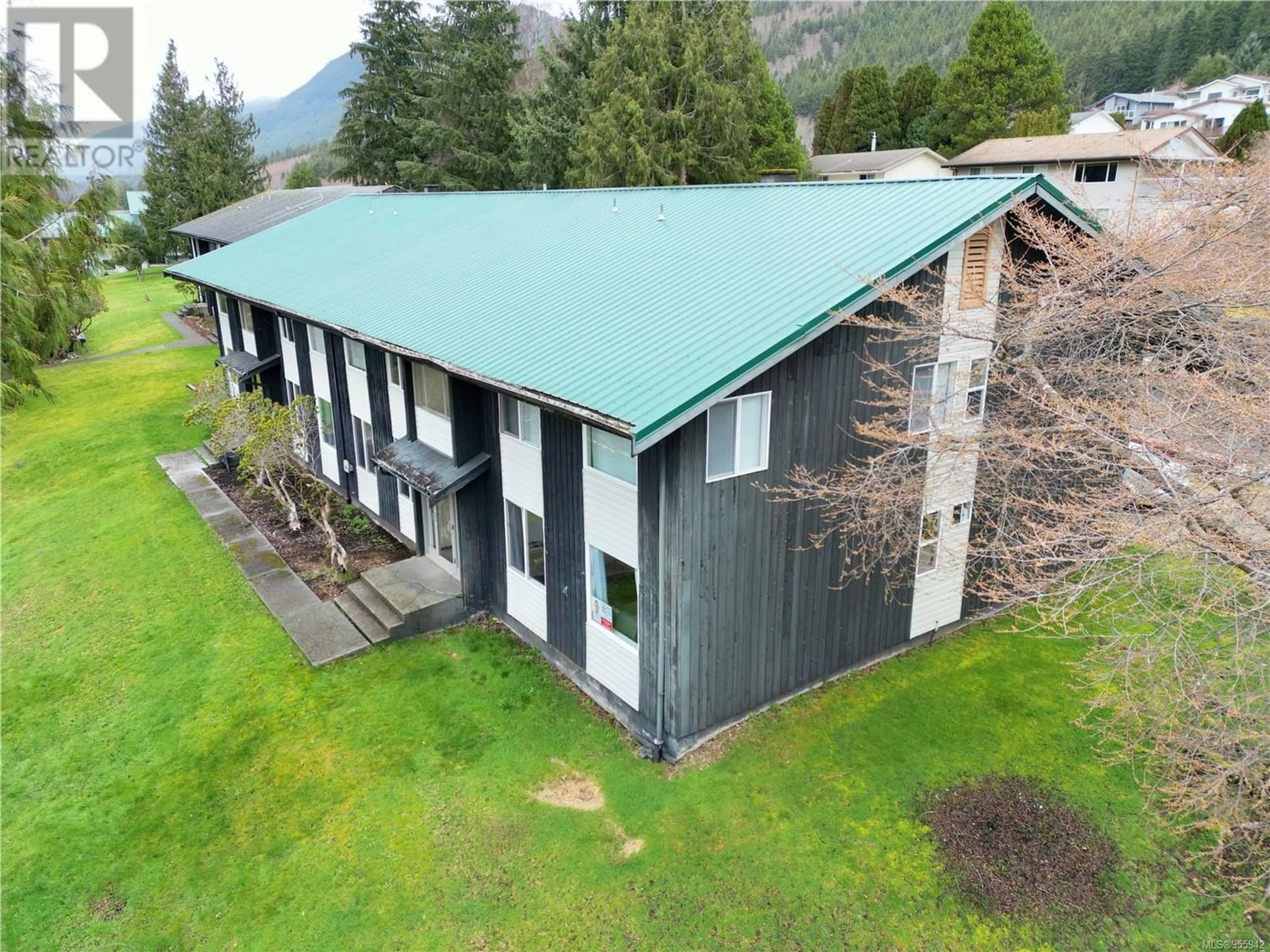 Outside view for 405 1083 Maquinna Ave, Port Alice British Columbia V0N2N0
