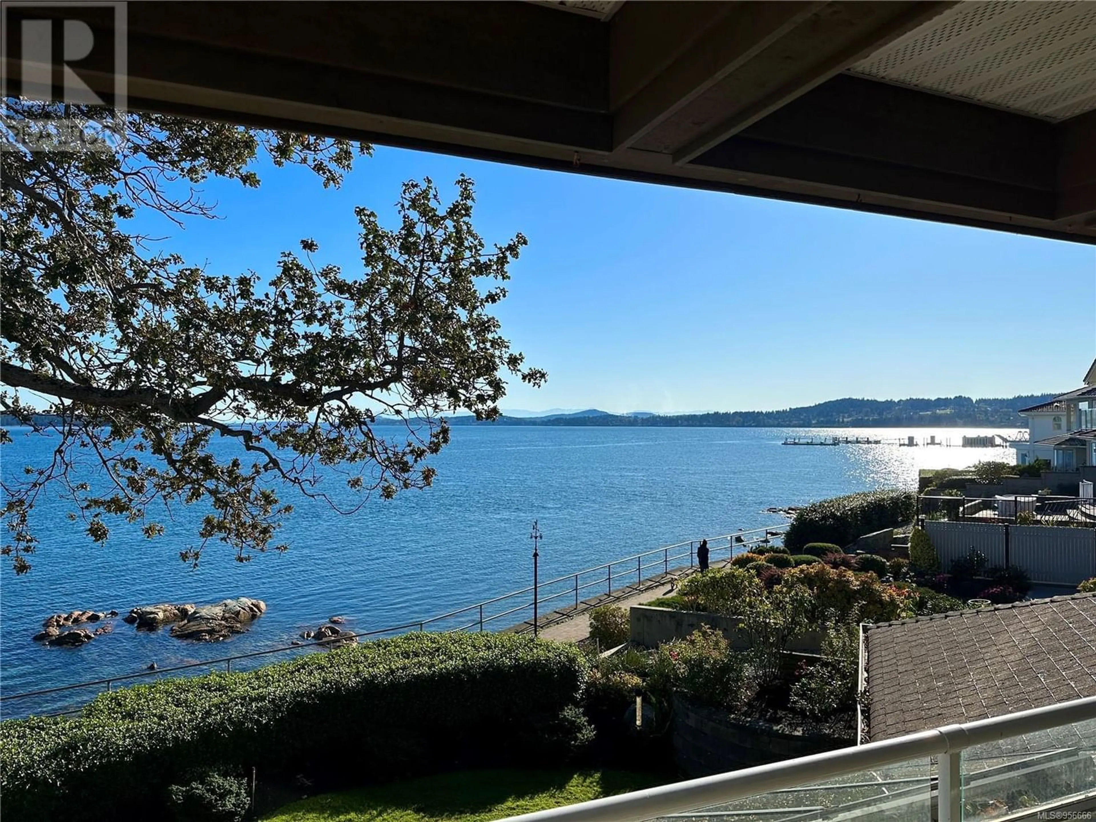 Lakeview for 5 9675 First St, Sidney British Columbia V8L3C8