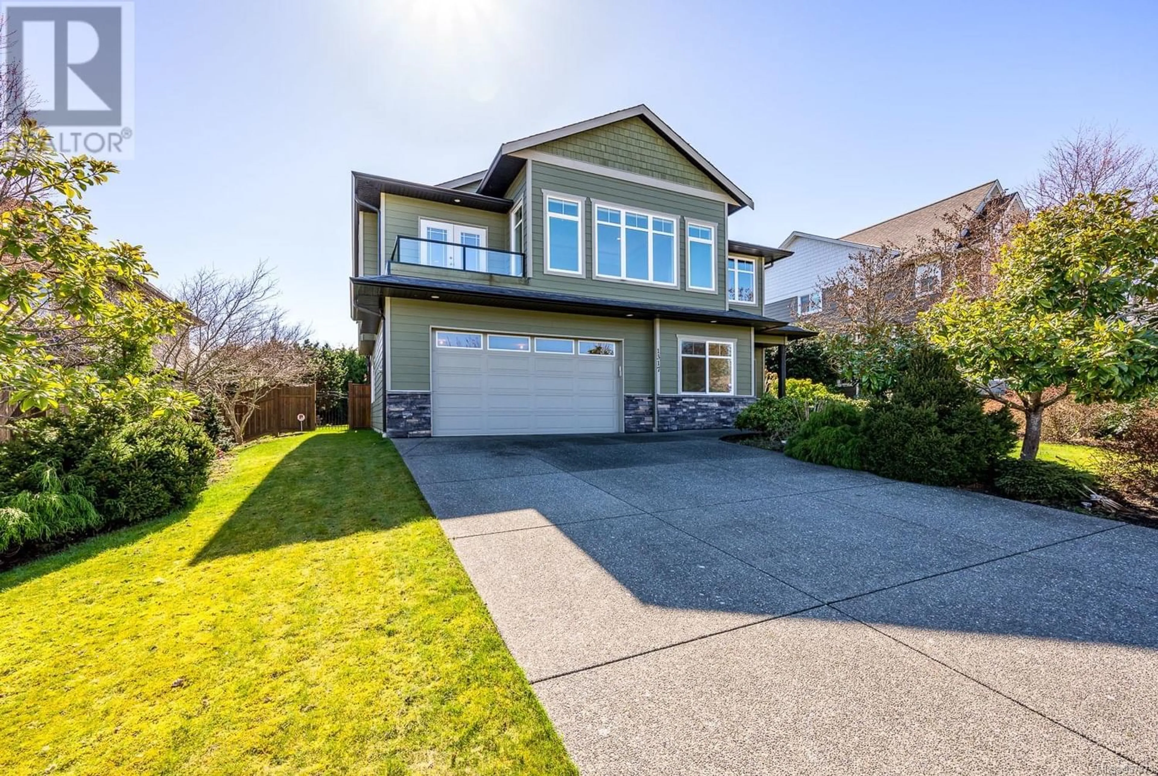 Frontside or backside of a home for 1317 Ocean View Ave, Comox British Columbia V9M3R2