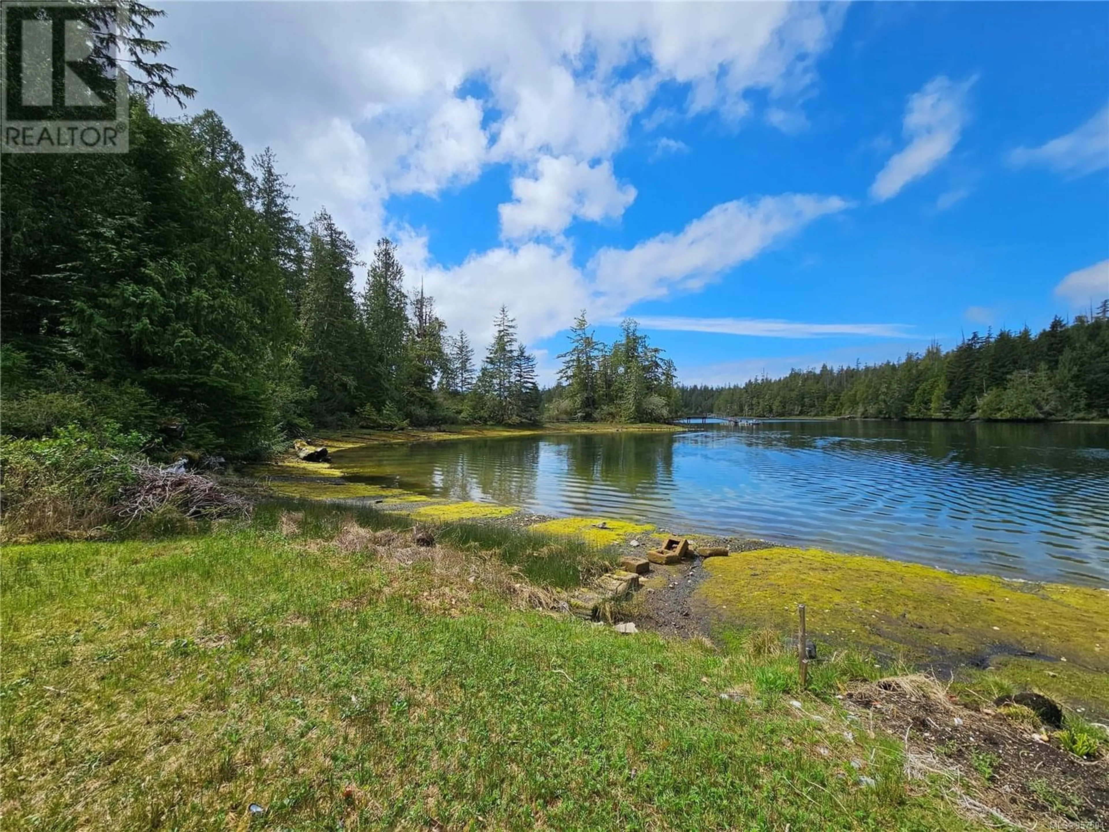 A pic of a room for 522 Burlo Island, Bamfield British Columbia V0R1B0