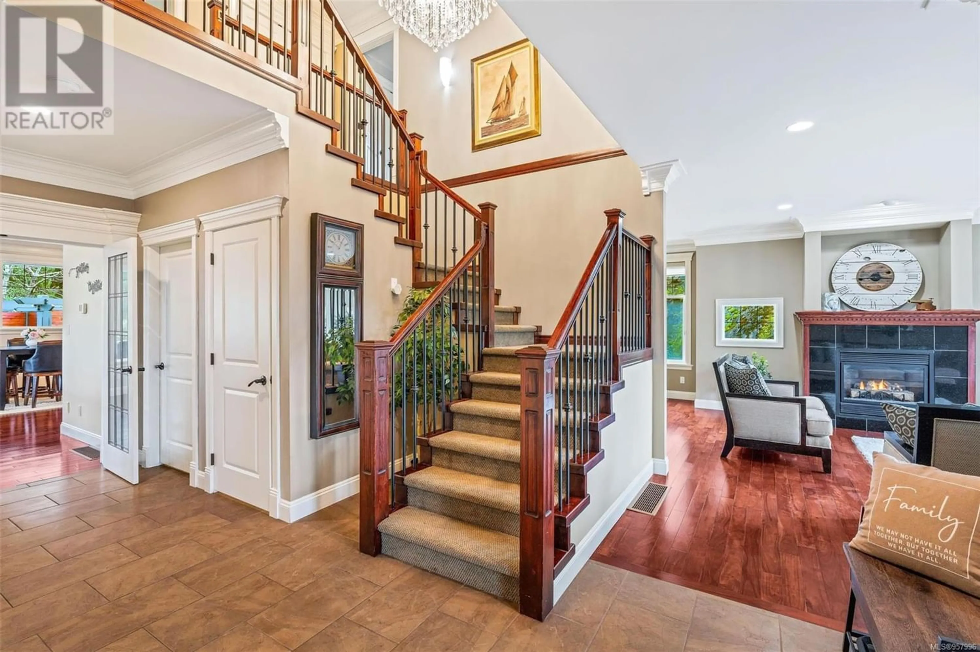 Indoor foyer for 1305 Rockhampton Close, Langford British Columbia V9B6X6