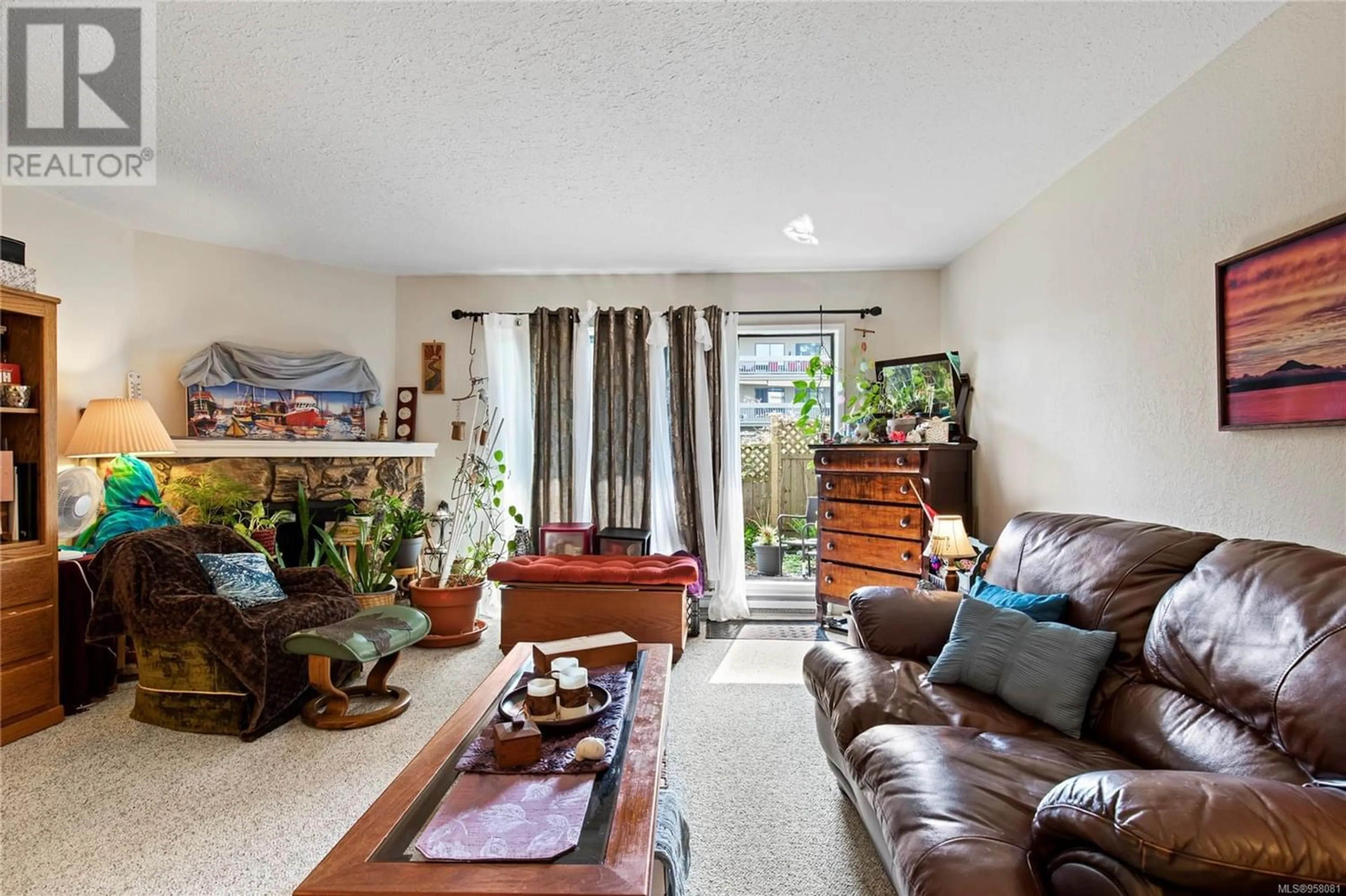 Living room for 107 363 Morison Ave, Parksville British Columbia V9P1P4