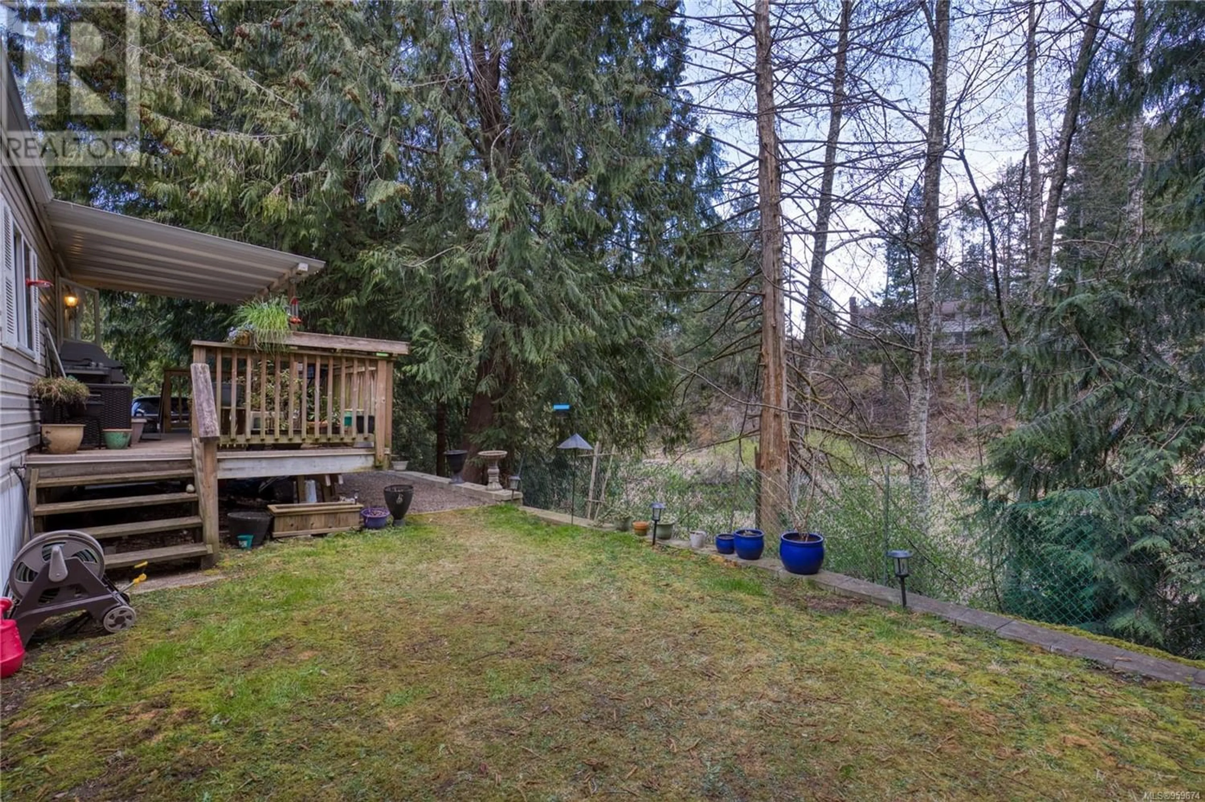 Patio for 35 25 Maki Rd, Nanaimo British Columbia V9R6N3