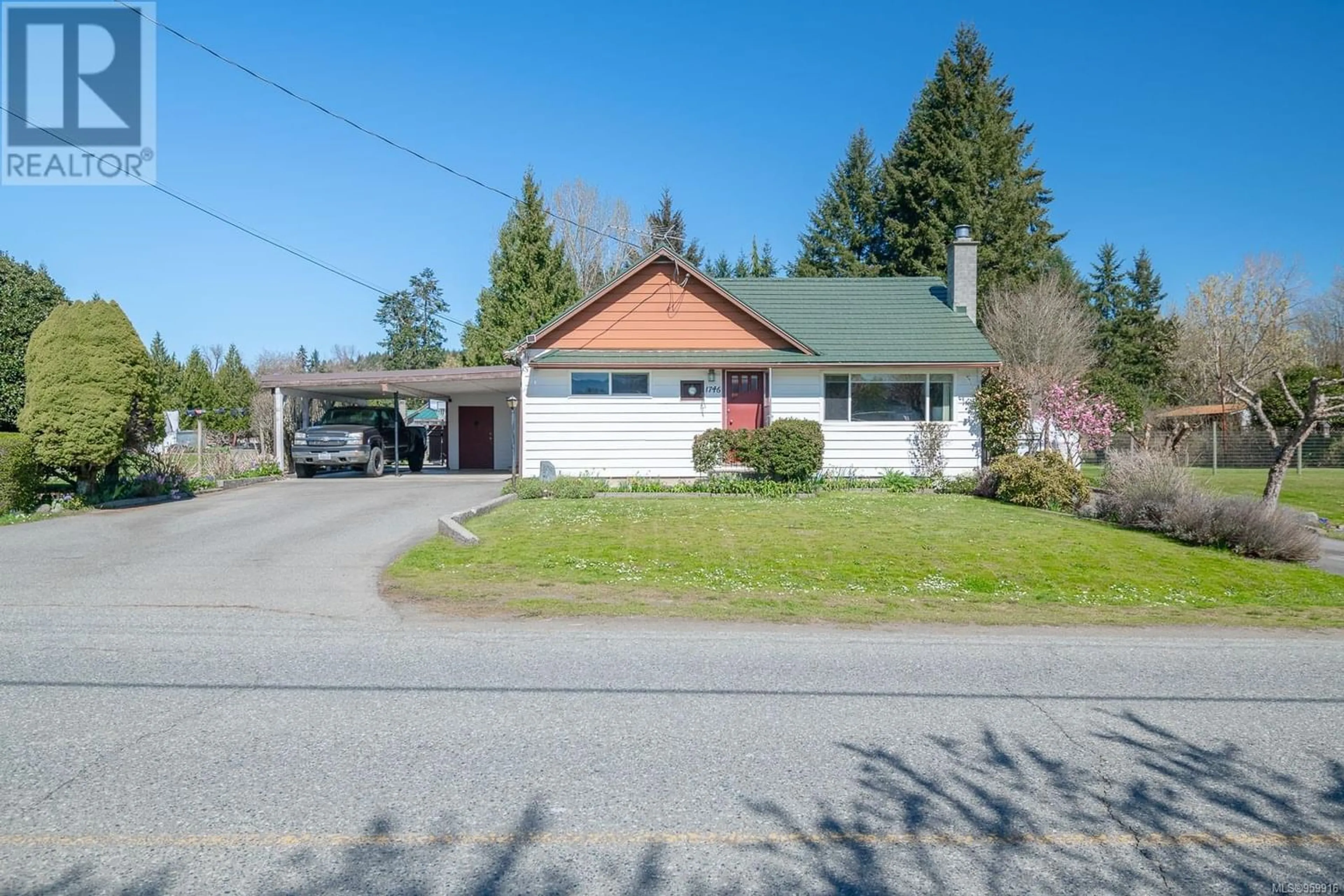 Frontside or backside of a home for 1746 Vowels Rd, Cassidy British Columbia V9G1J8