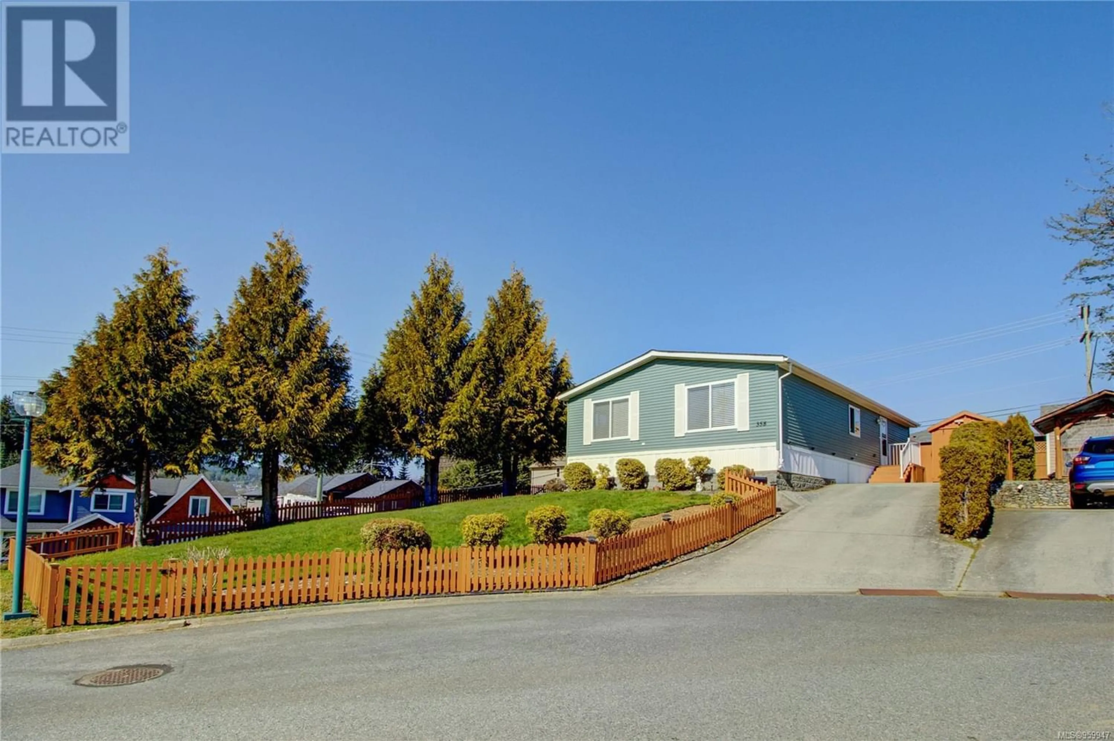 Outside view for 358 Aspen Way, Nanaimo British Columbia V9R7A1