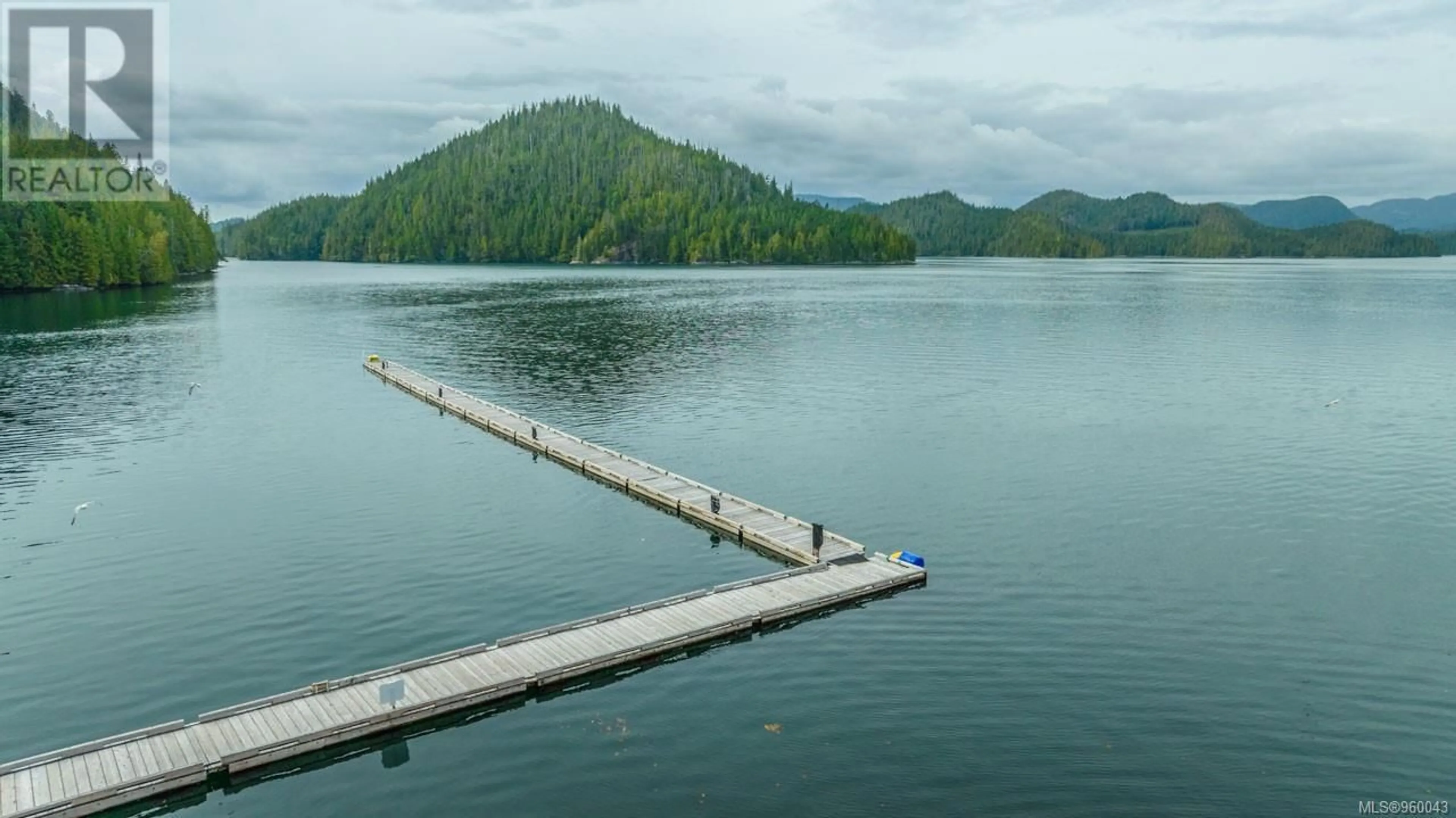 Indoor or outdoor pool for #1 Main, See Remarks British Columbia V0P1S0