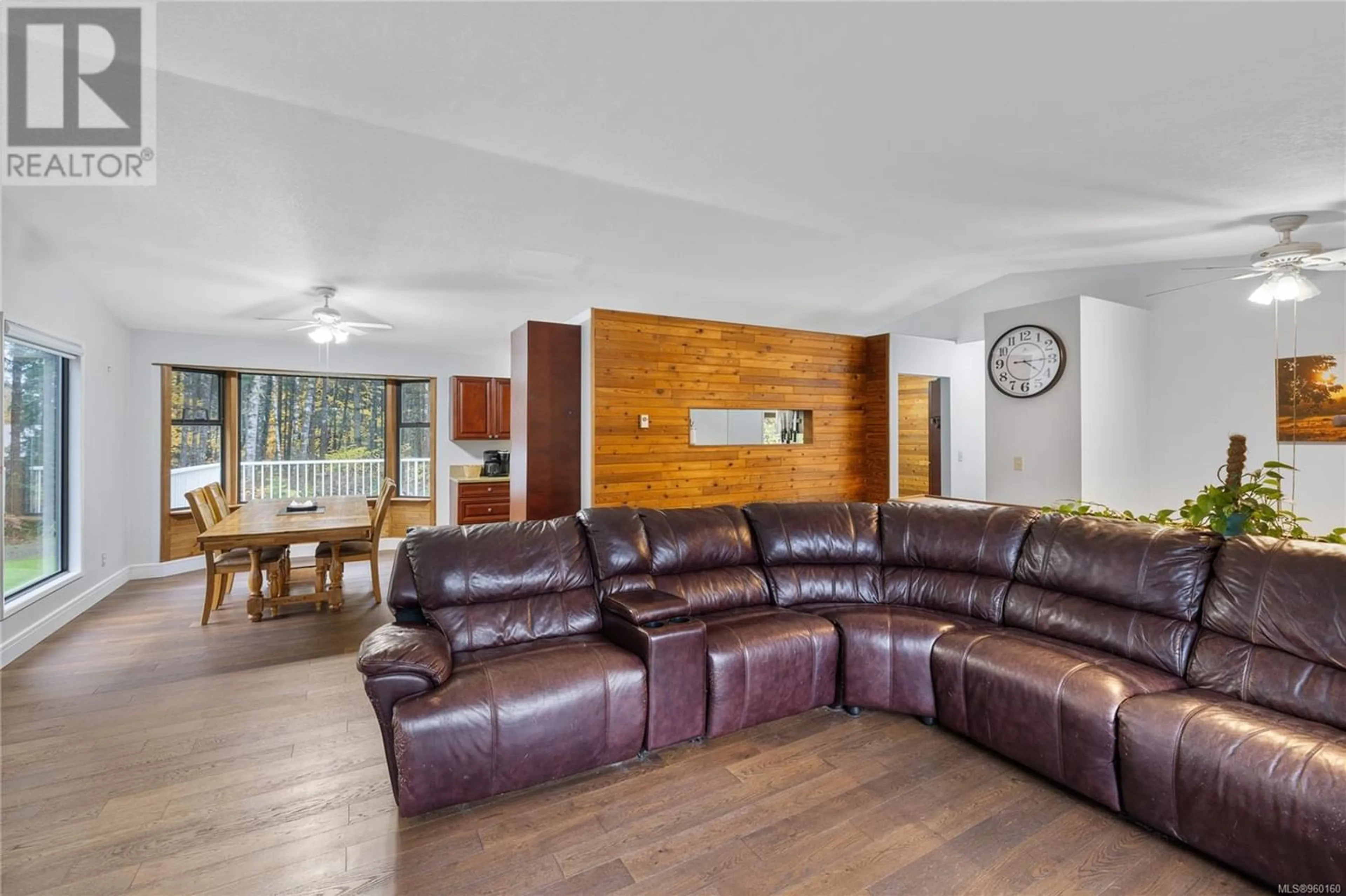 Living room for 6222 Fern Rd, Port Alberni British Columbia V9Y8W9