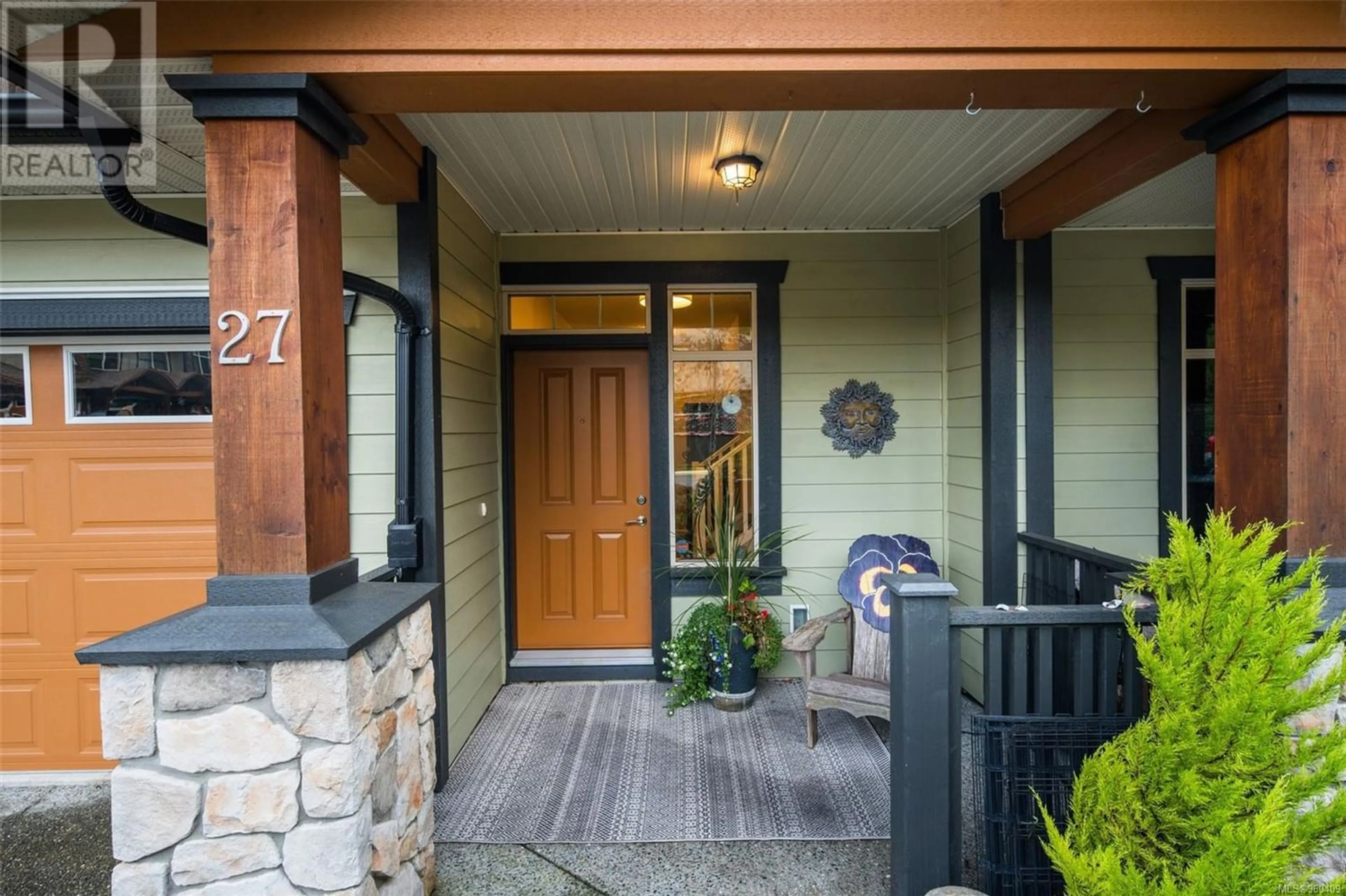 Indoor entryway for 27 2363 Demamiel Dr, Sooke British Columbia V9Z1K3