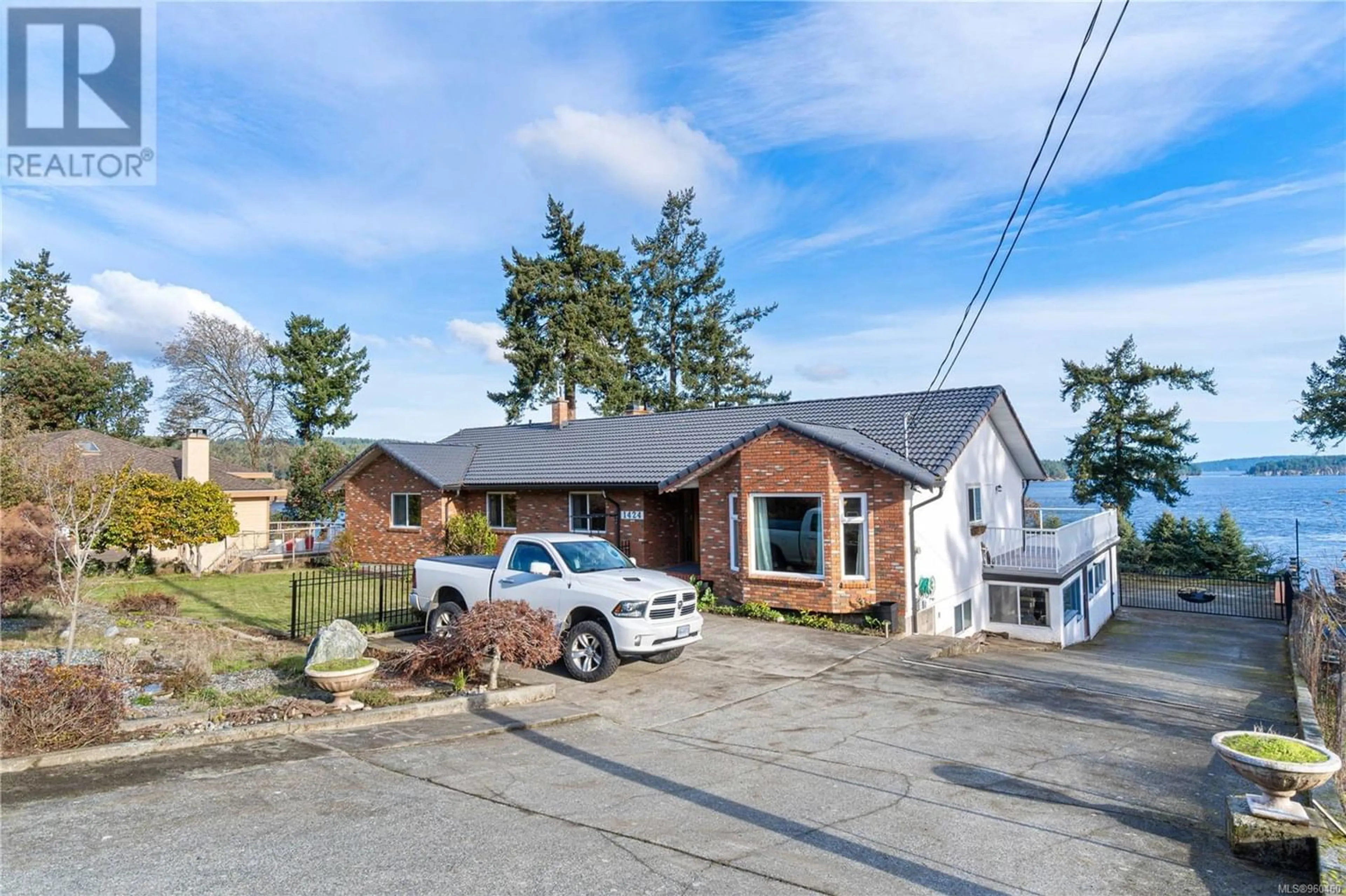 Frontside or backside of a home for 1424 Seaspray Blvd, Nanaimo British Columbia V9X1P5