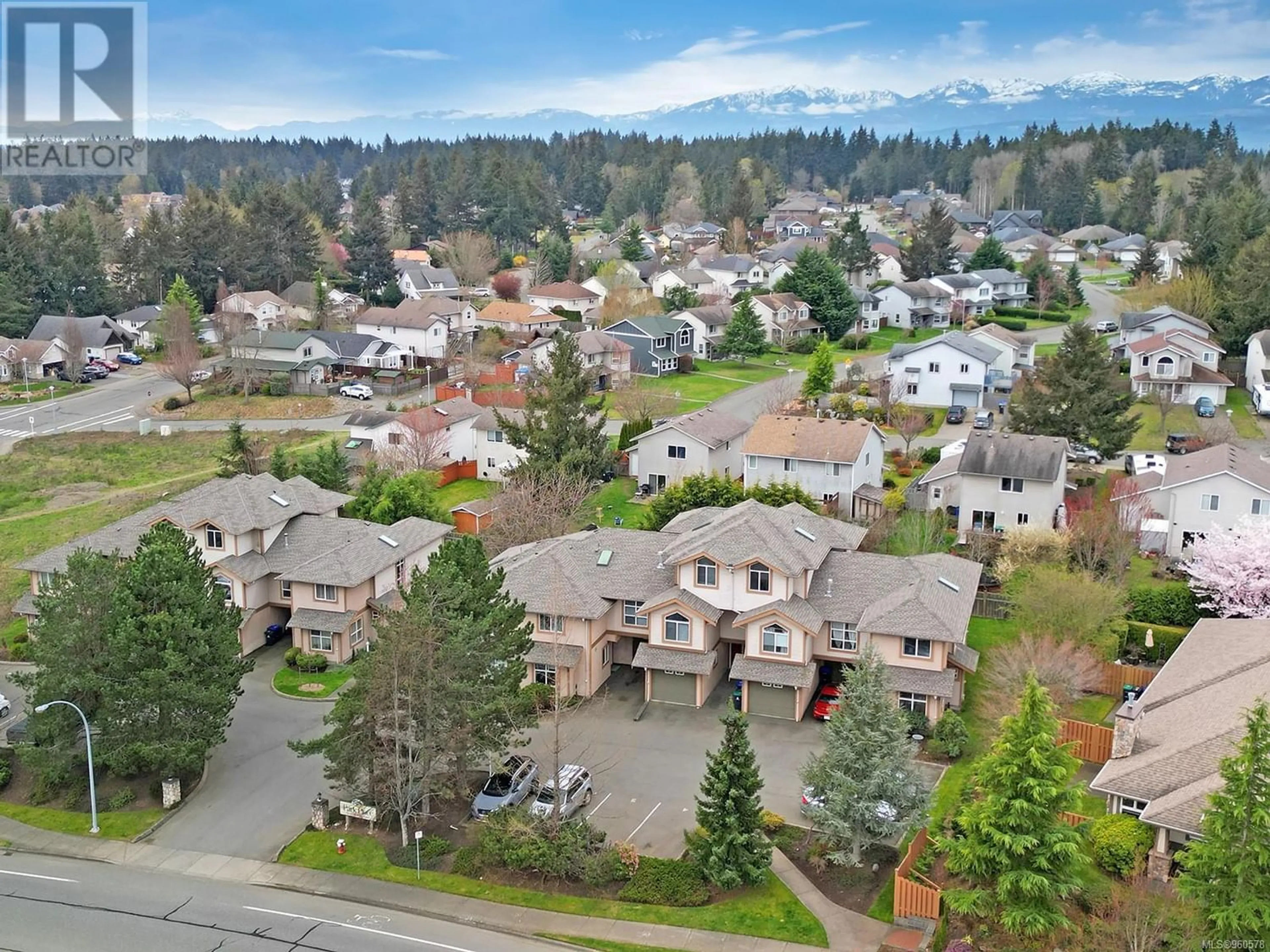 A pic from exterior of the house or condo, the street view for 4 1275 Guthrie Rd, Comox British Columbia V9M4E6