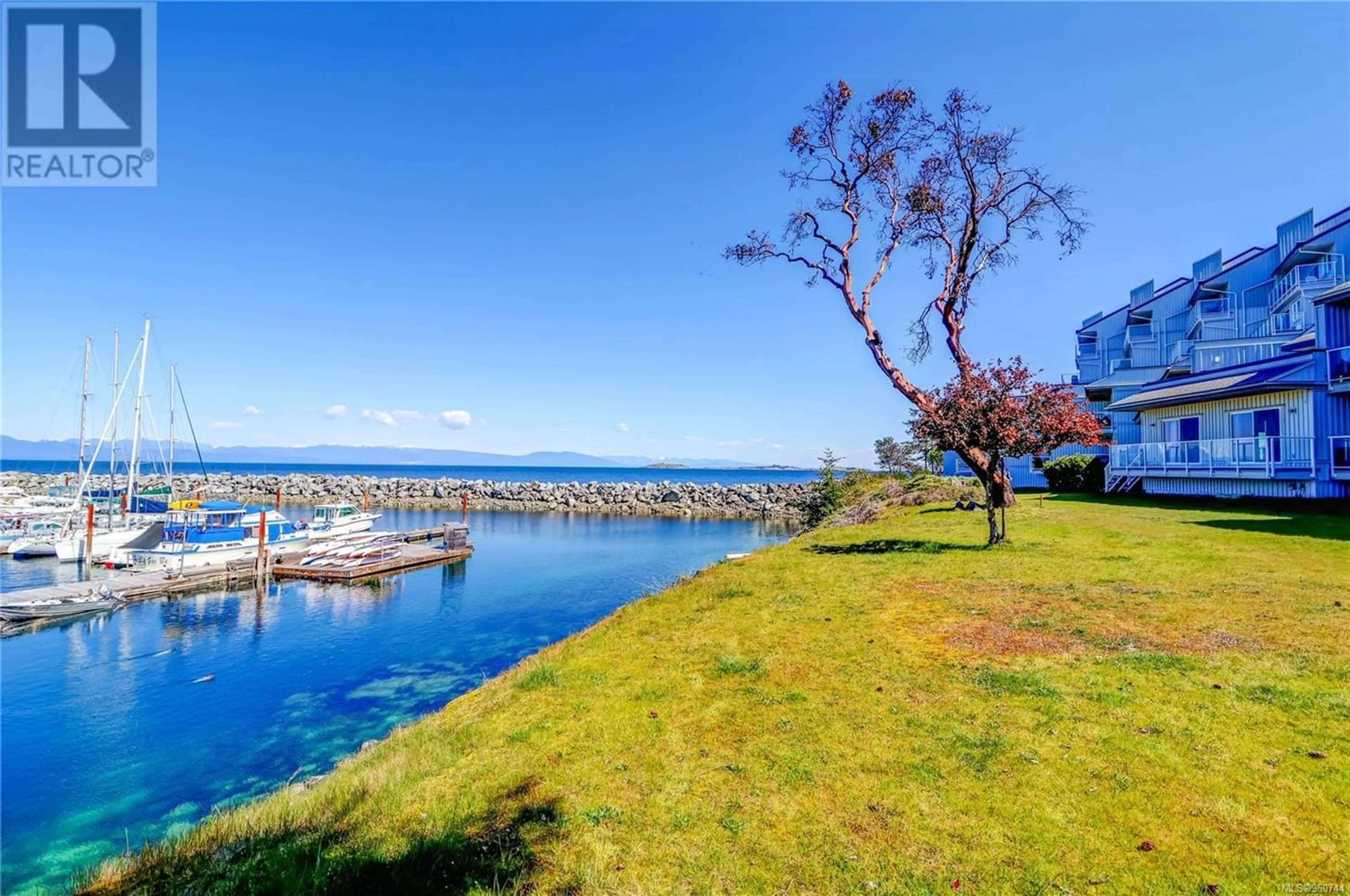 Lakeview for 401 3555 Outrigger Rd, Nanoose Bay British Columbia V9P9K1