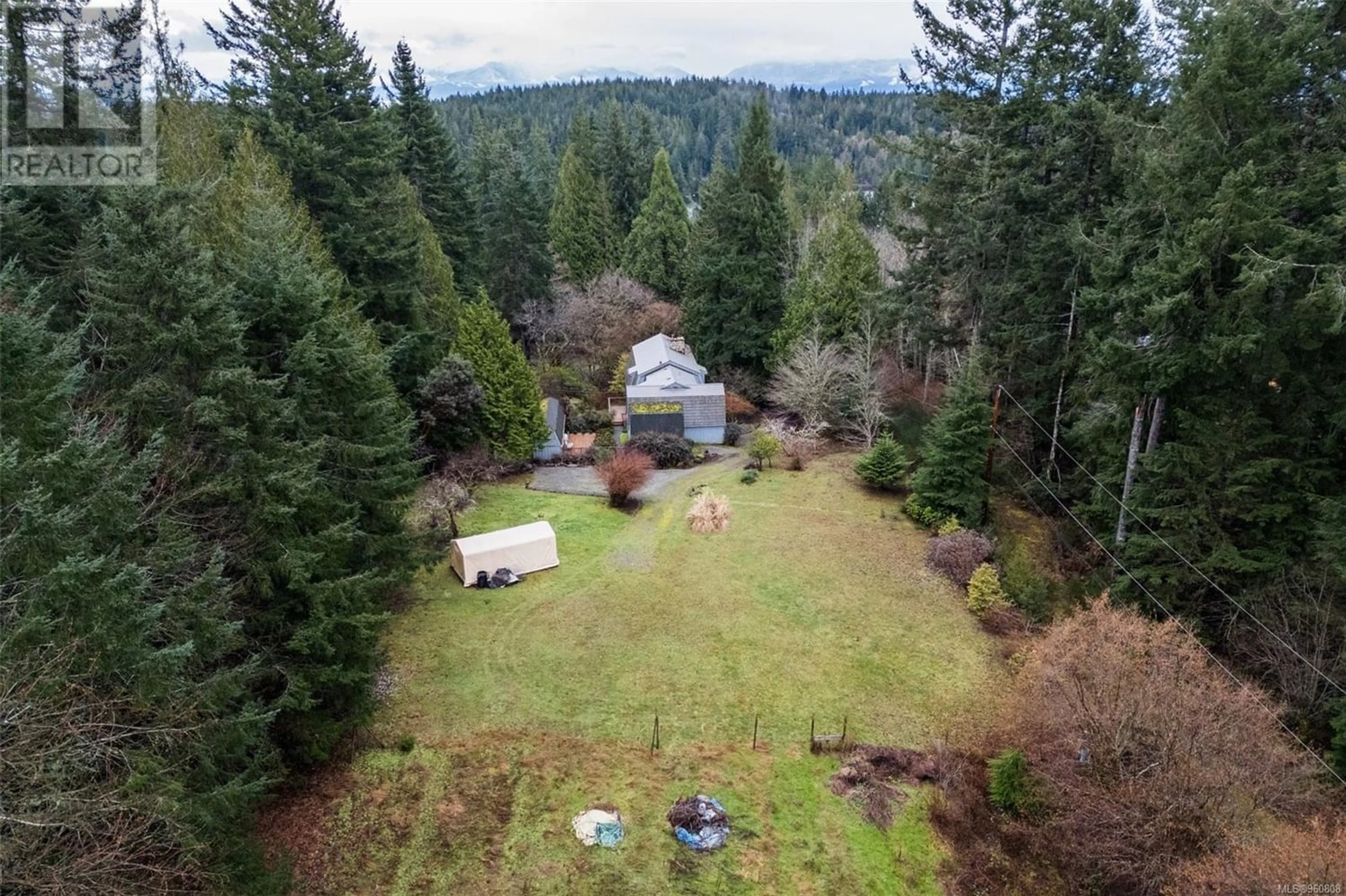 Frontside or backside of a home for 7764 Broomhill Rd, Sooke British Columbia V9Z0R4