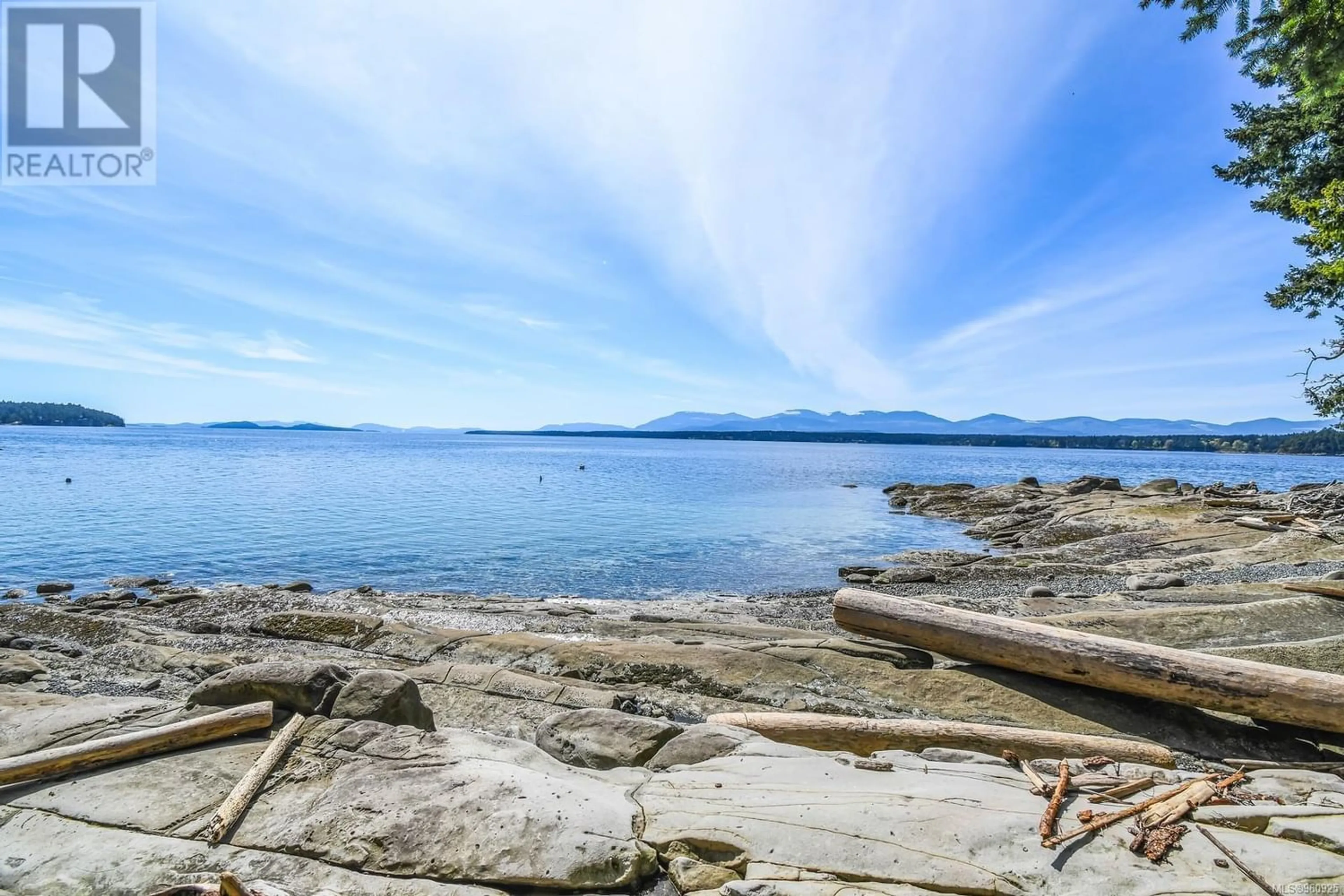 Lakeview for 919 Salal Dr, Mudge Island British Columbia A1A1A1