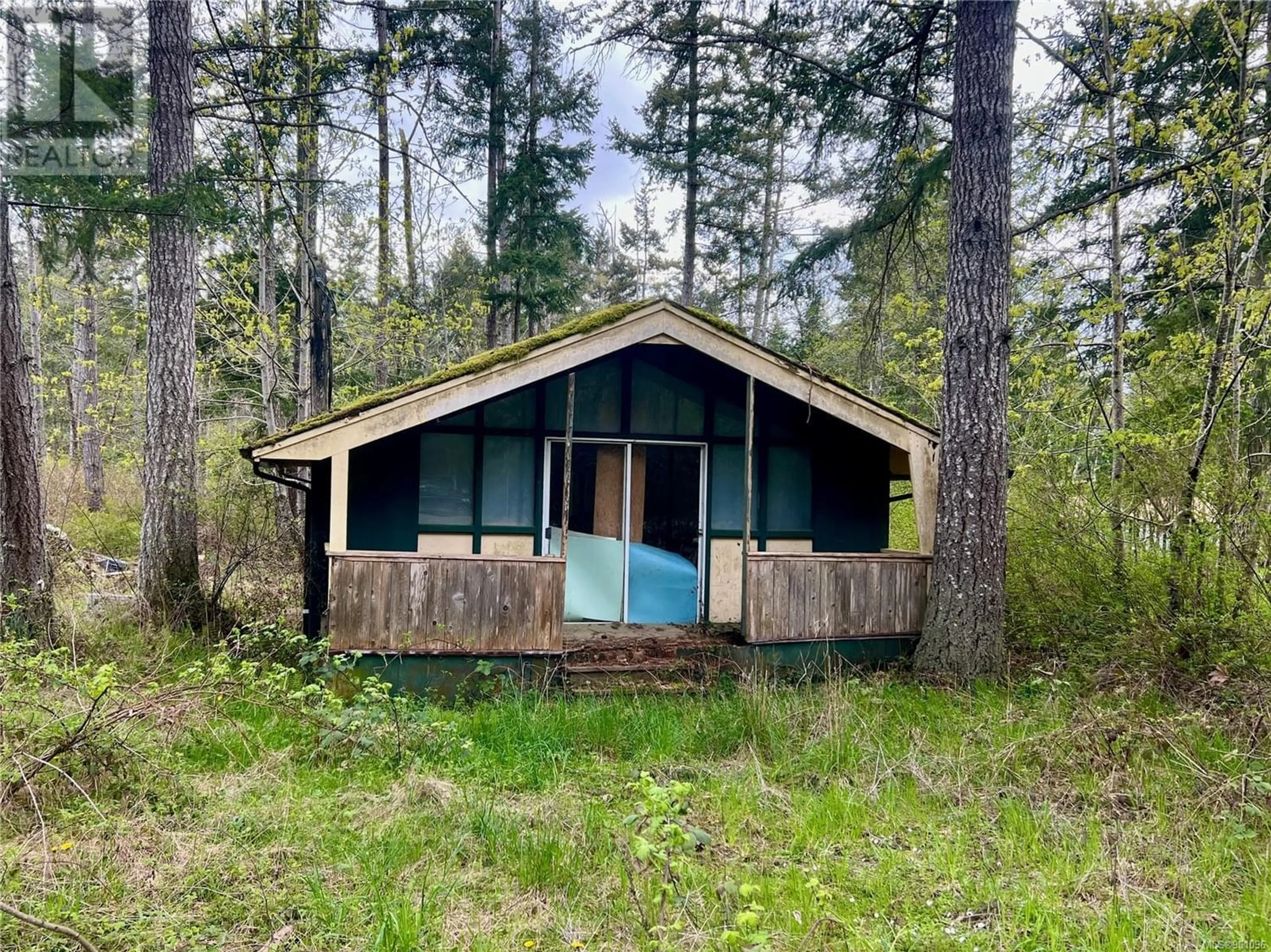 Cottage for 675 Little Blvd, Gabriola Island British Columbia V0R1X3